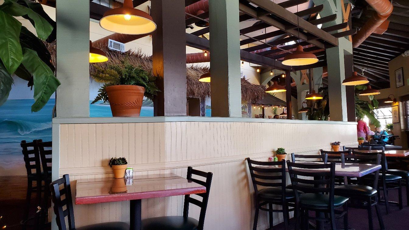 Papagayos Mexican Restaurant + Cantina