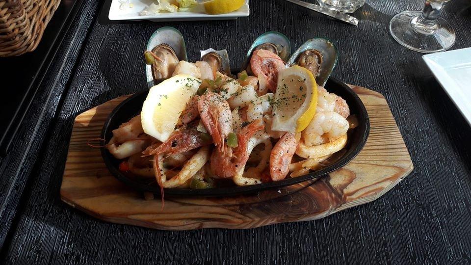 BarCelona Tapas & Bar