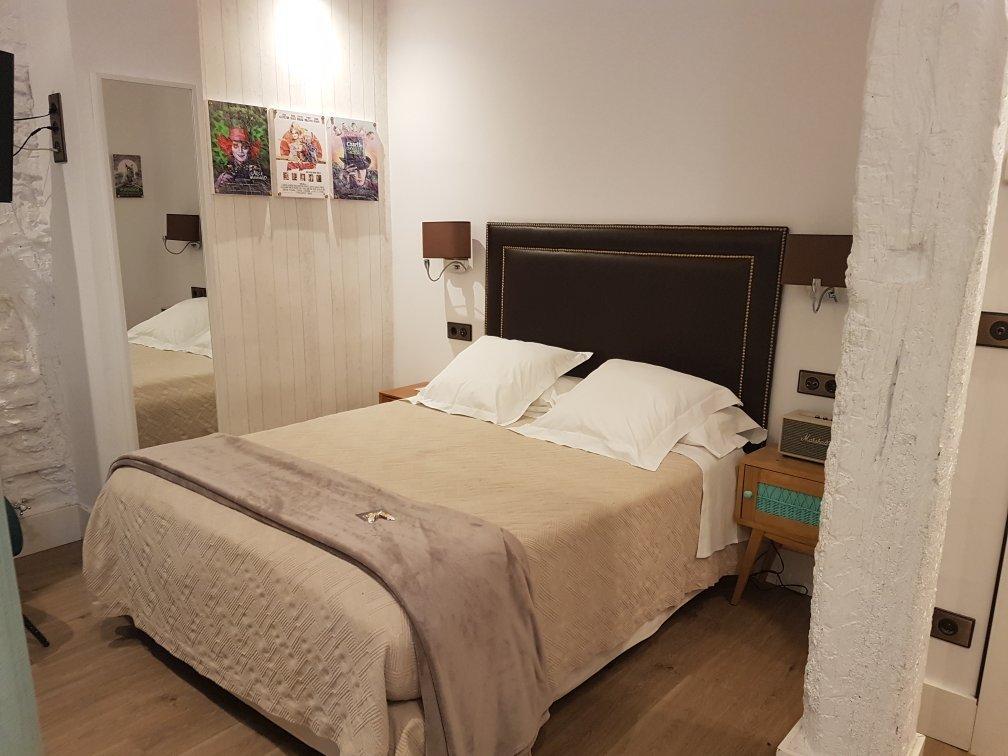 Pension Caravan-Cinema