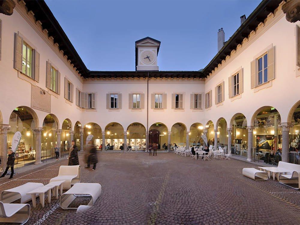 Piccolo Café & Restaurant