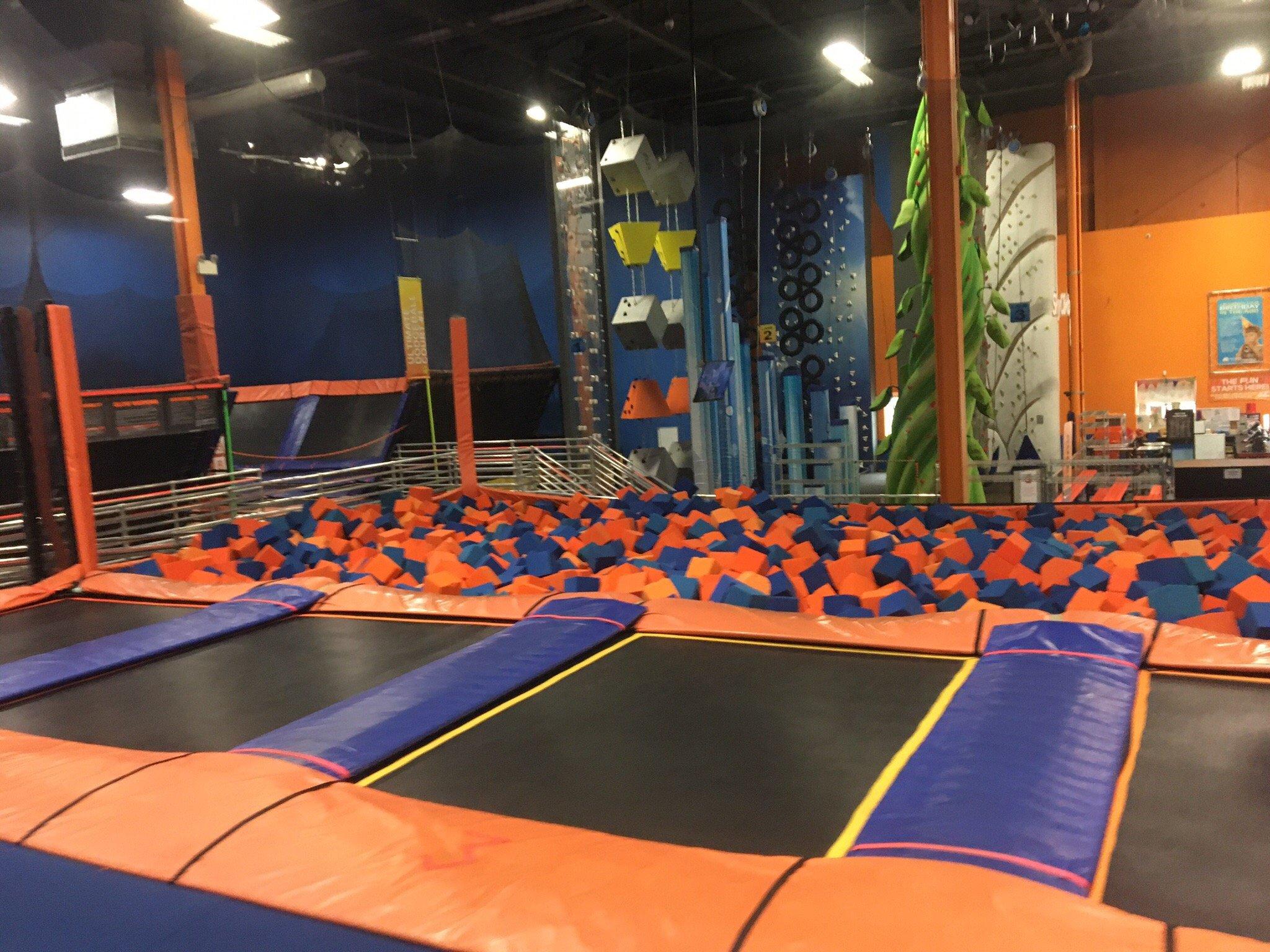 Sky Zone Lancaster