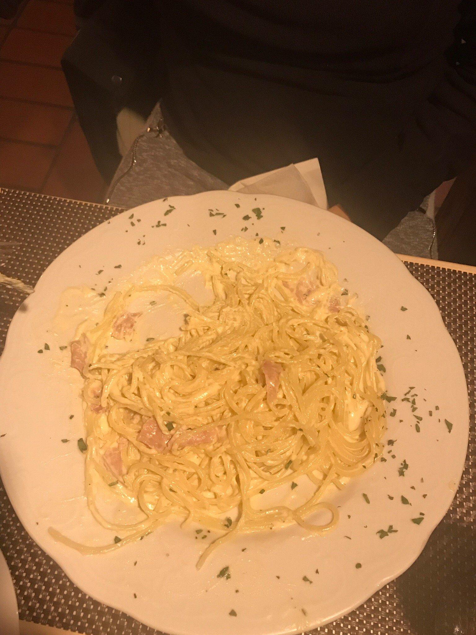 Pizzeria La Pergola Trattoria