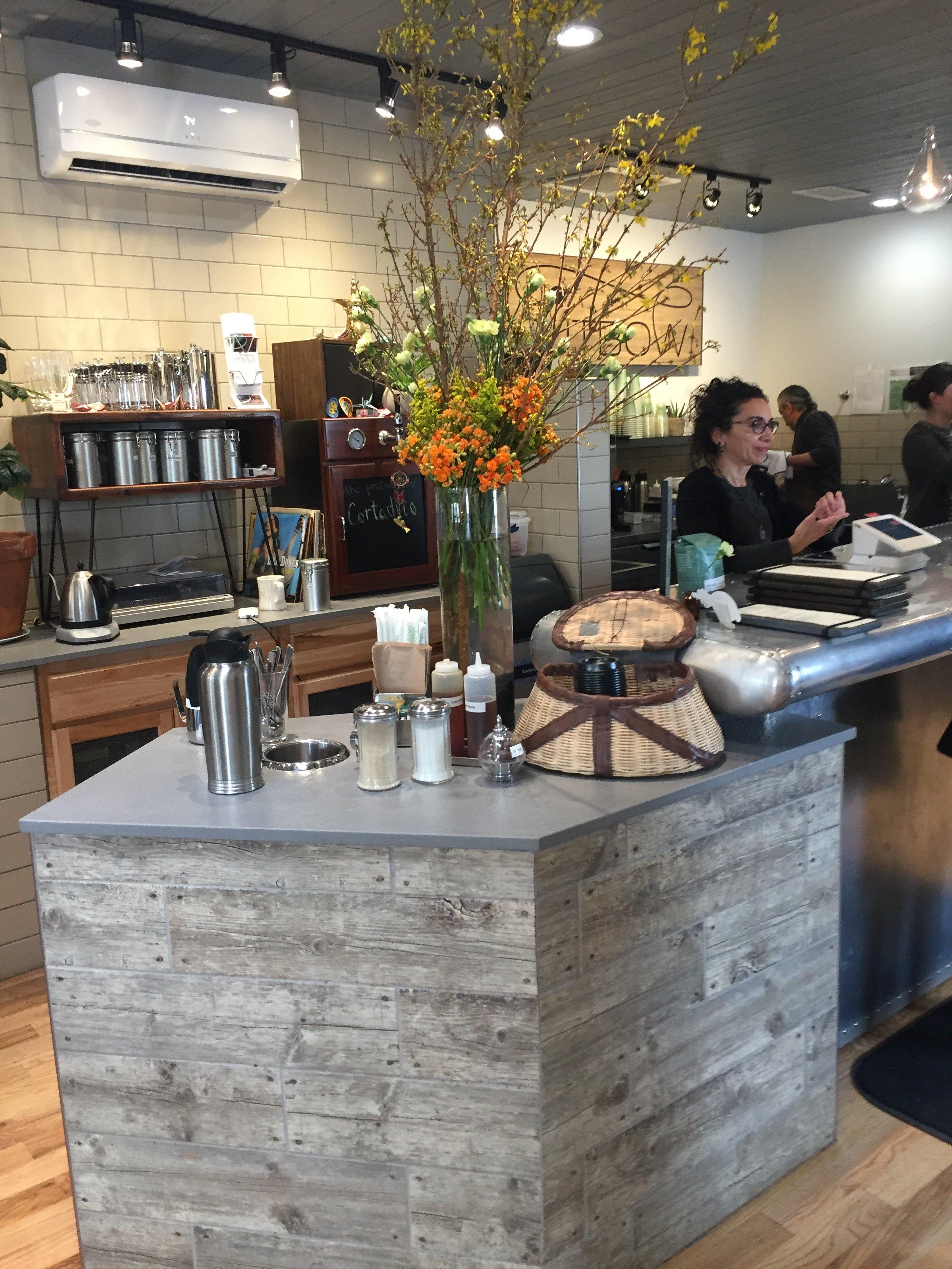 Cutbow Coffee Roastology