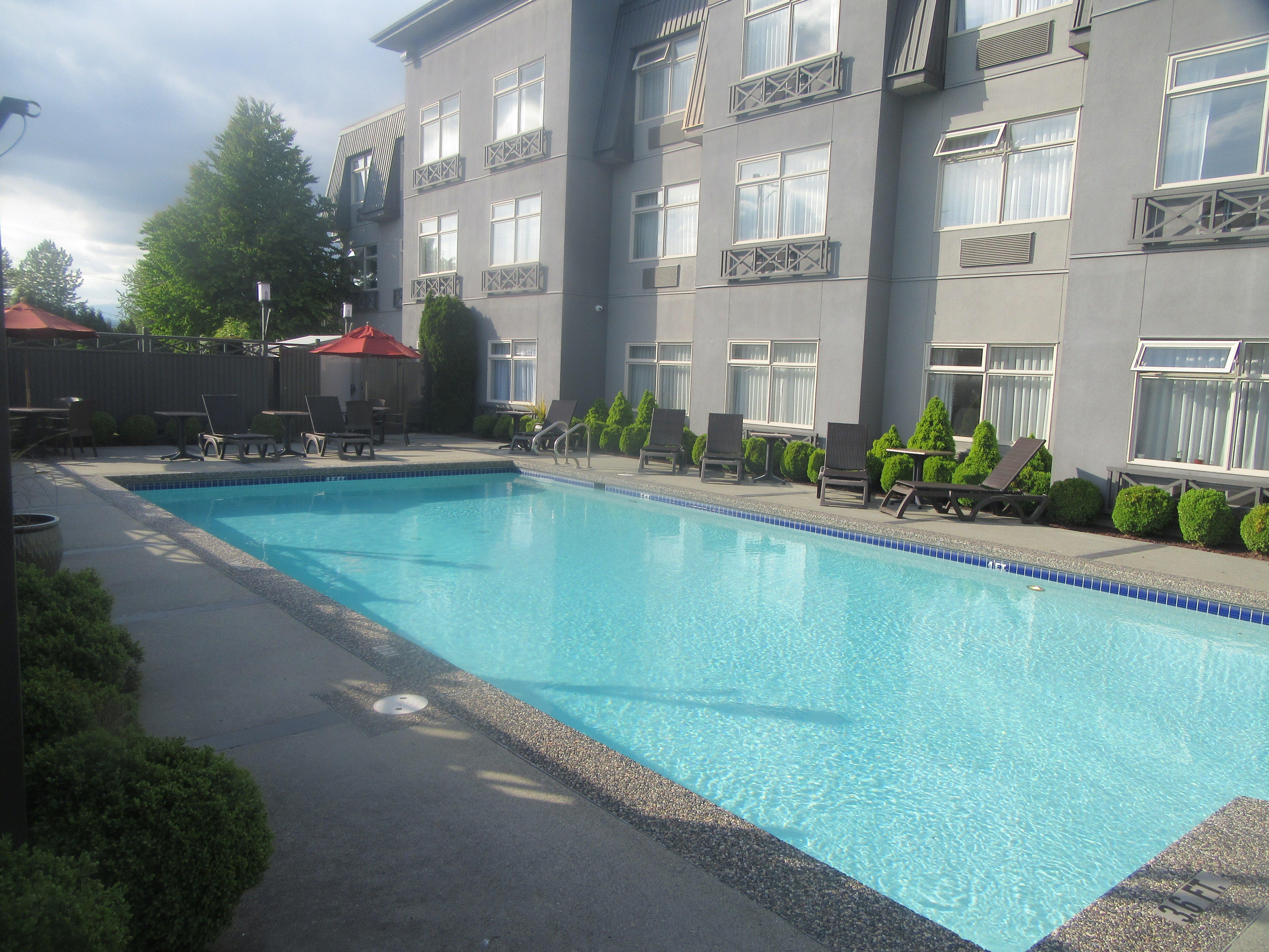 Best Western Plus Pitt Meadows Inn & Suites