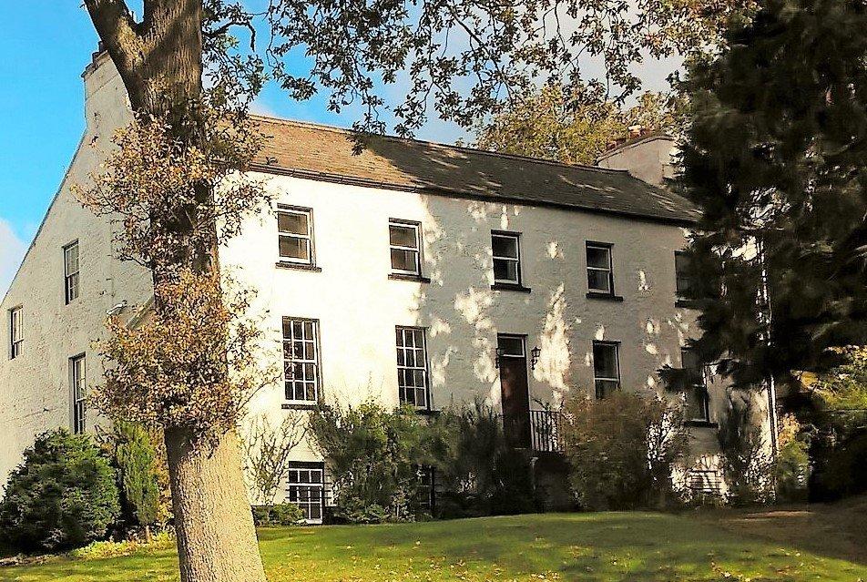 Lowbyer Manor Country House