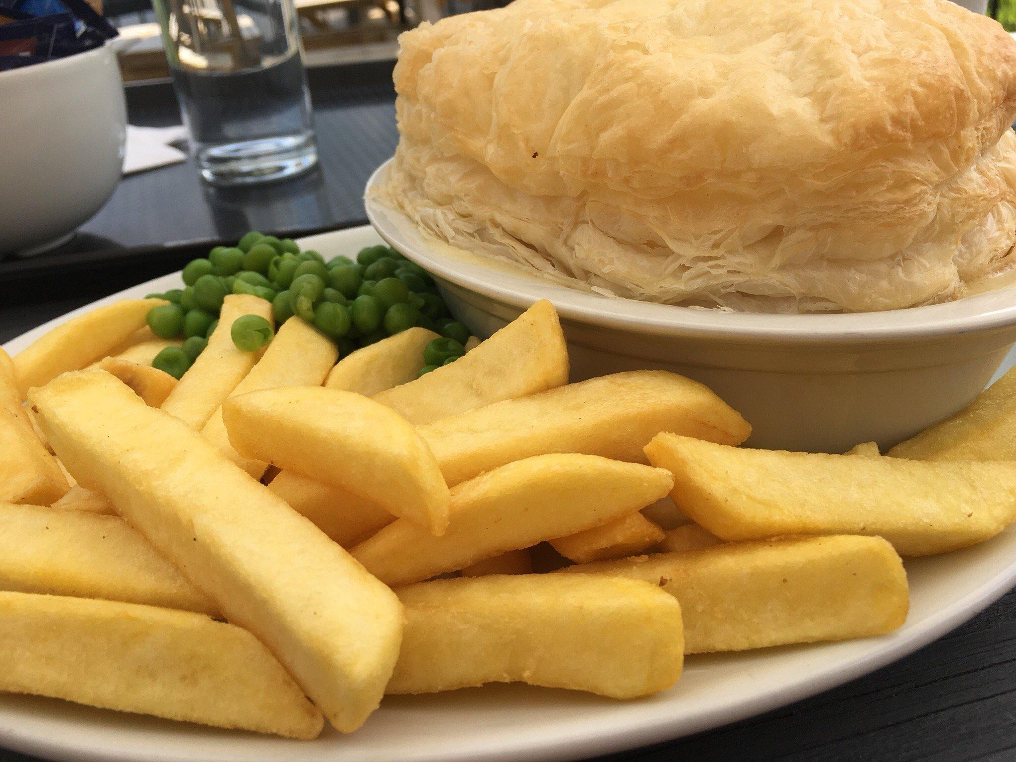 Dragonfly Fishery Lakeside Cafe