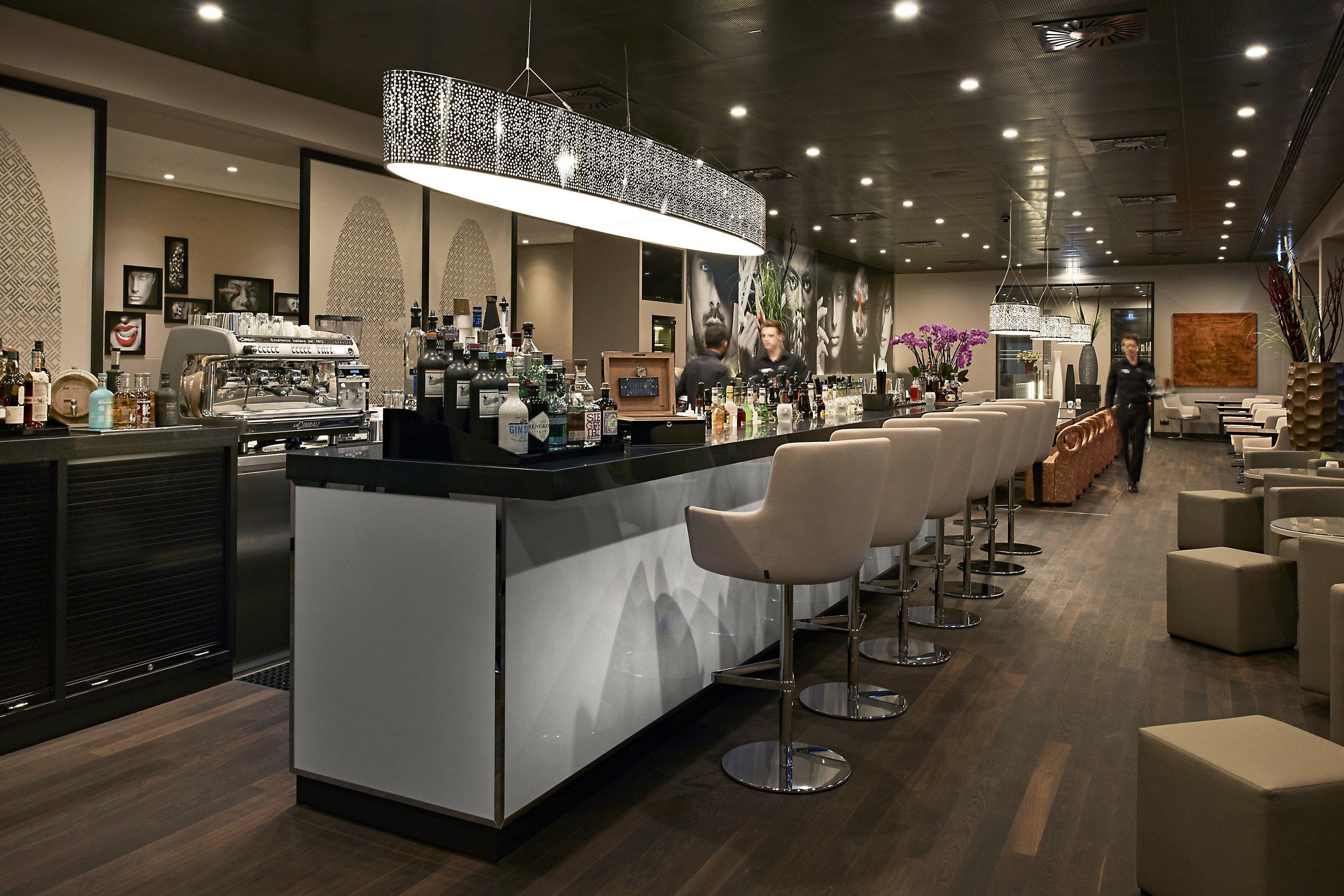 faces Restaurant & Bar