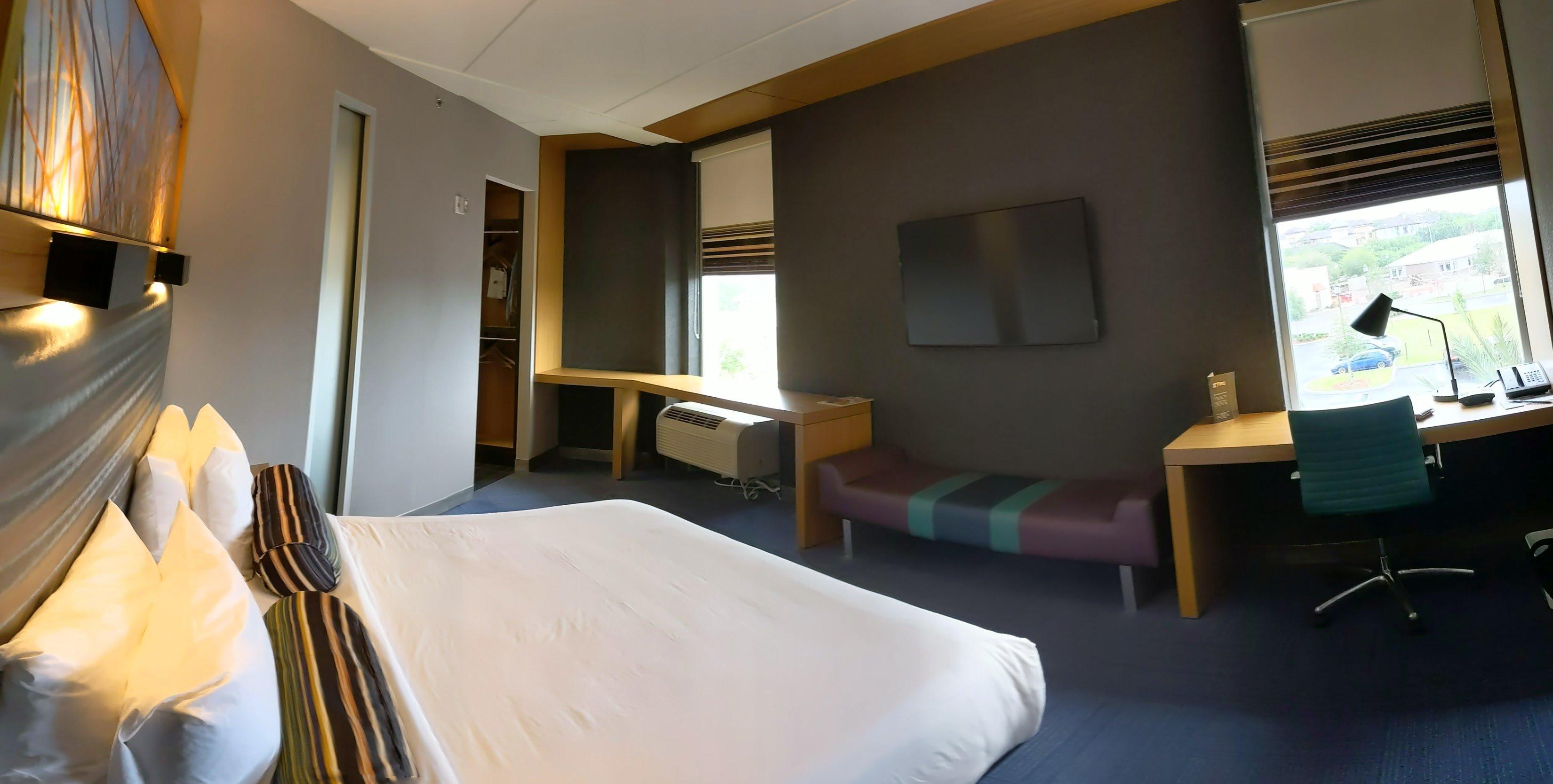 Aloft Jacksonville Tapestry Park