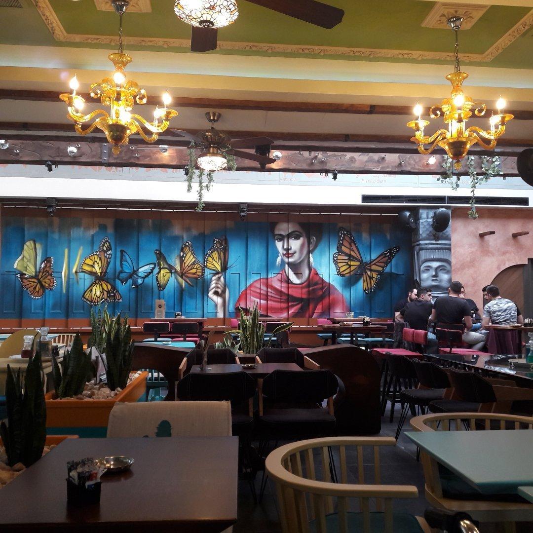 Paradolla Cafe-Bar By Aproopto