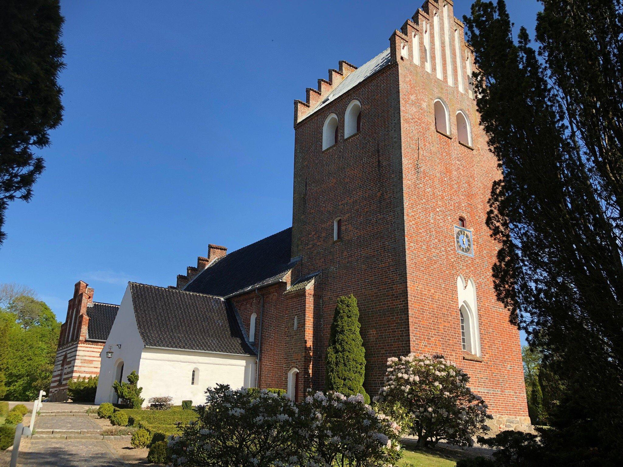 Tikøb Kirke
