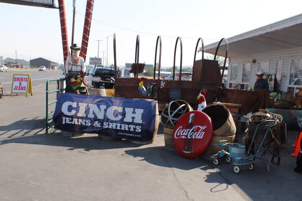 Triangle L Western Stores