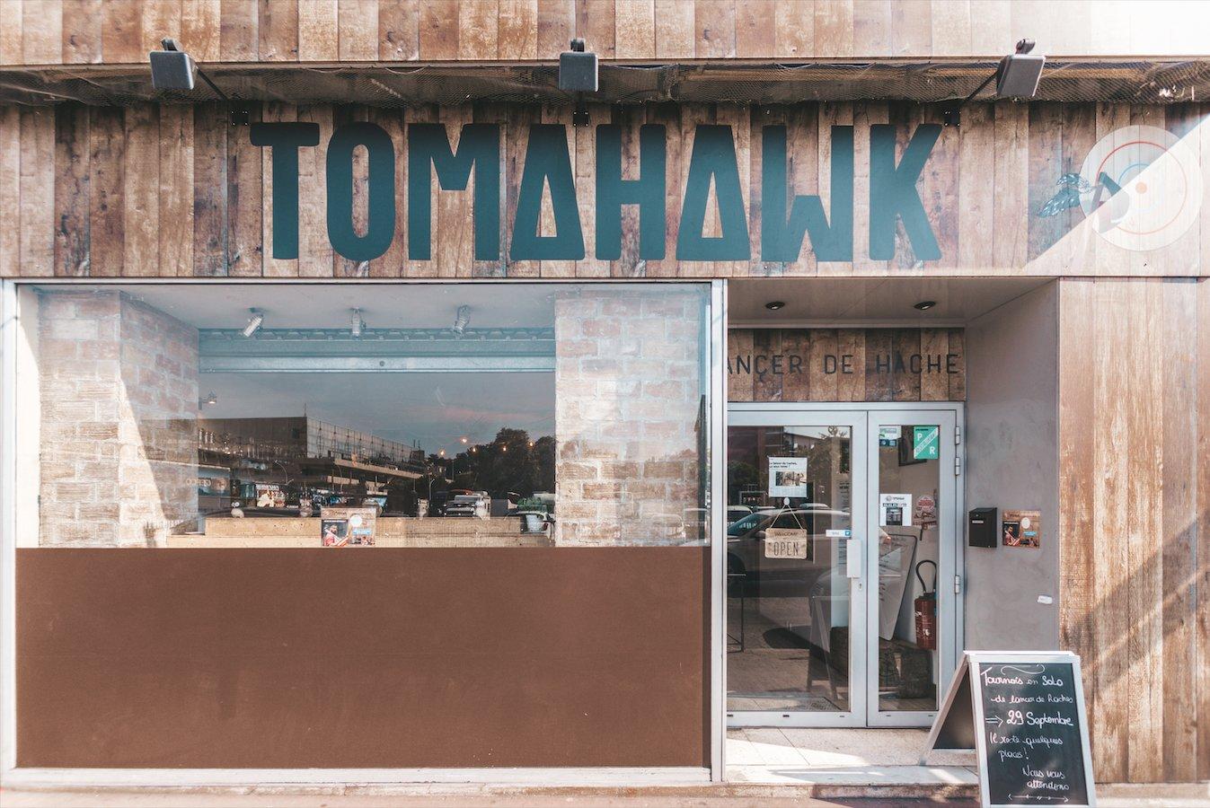 Tomahawk lancer de hache