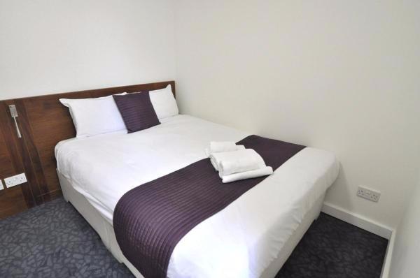 St. George's Apartments