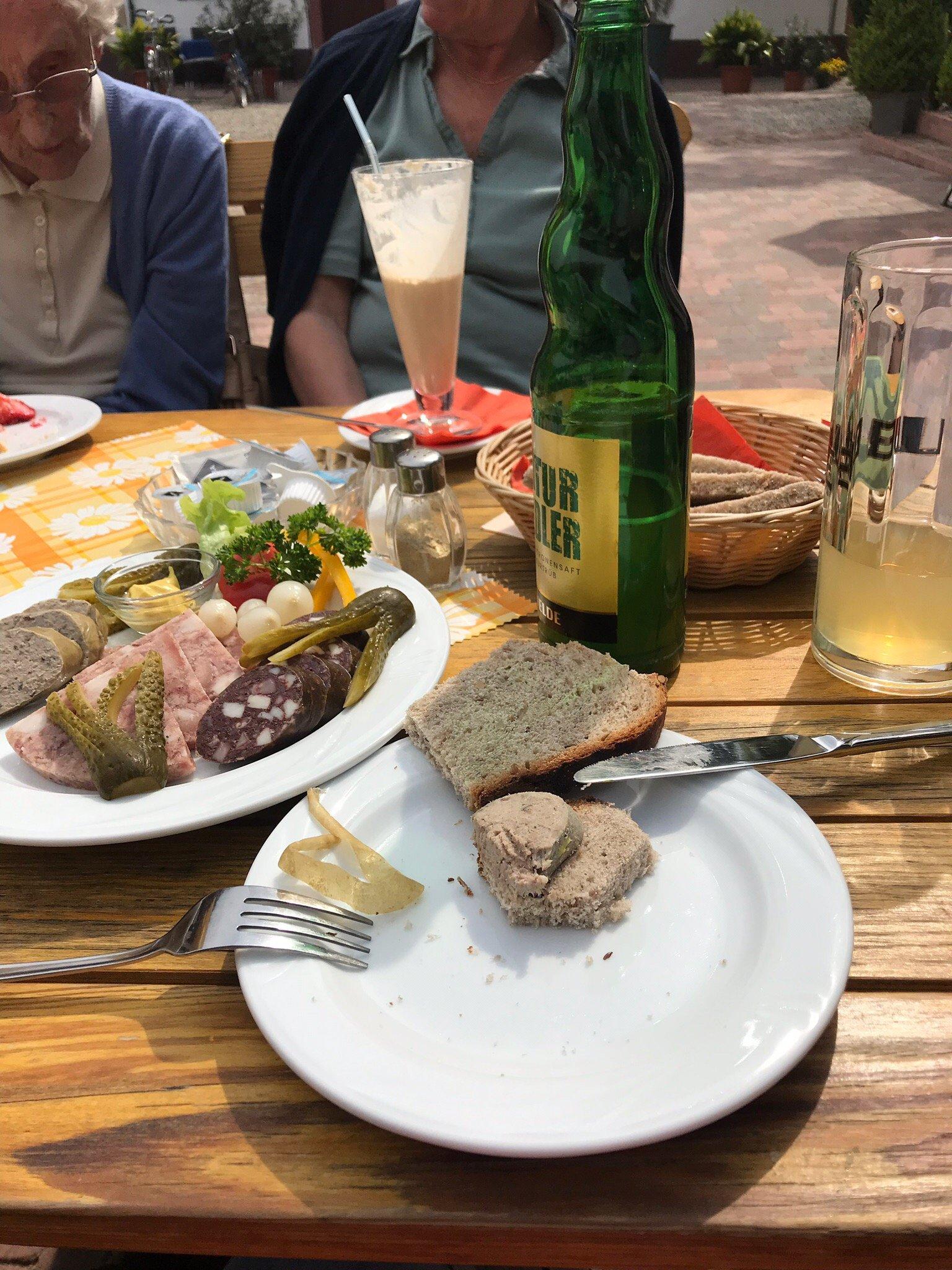 Landcafe - Gaestehaus Walnuss