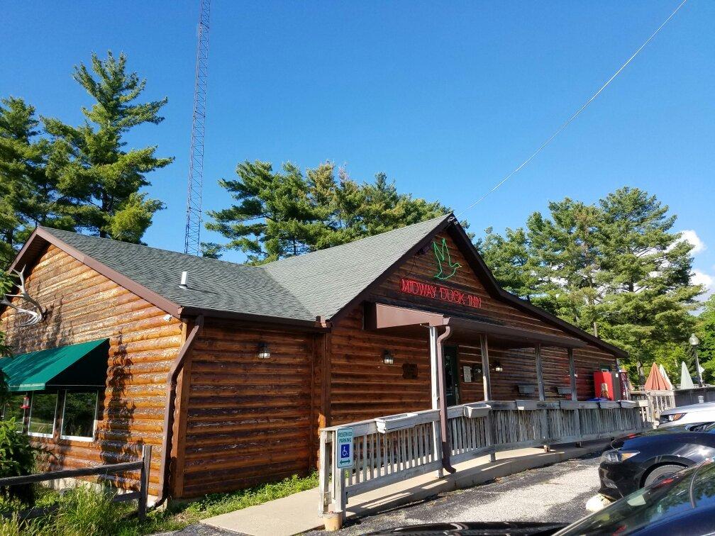 Midway Duck Inn