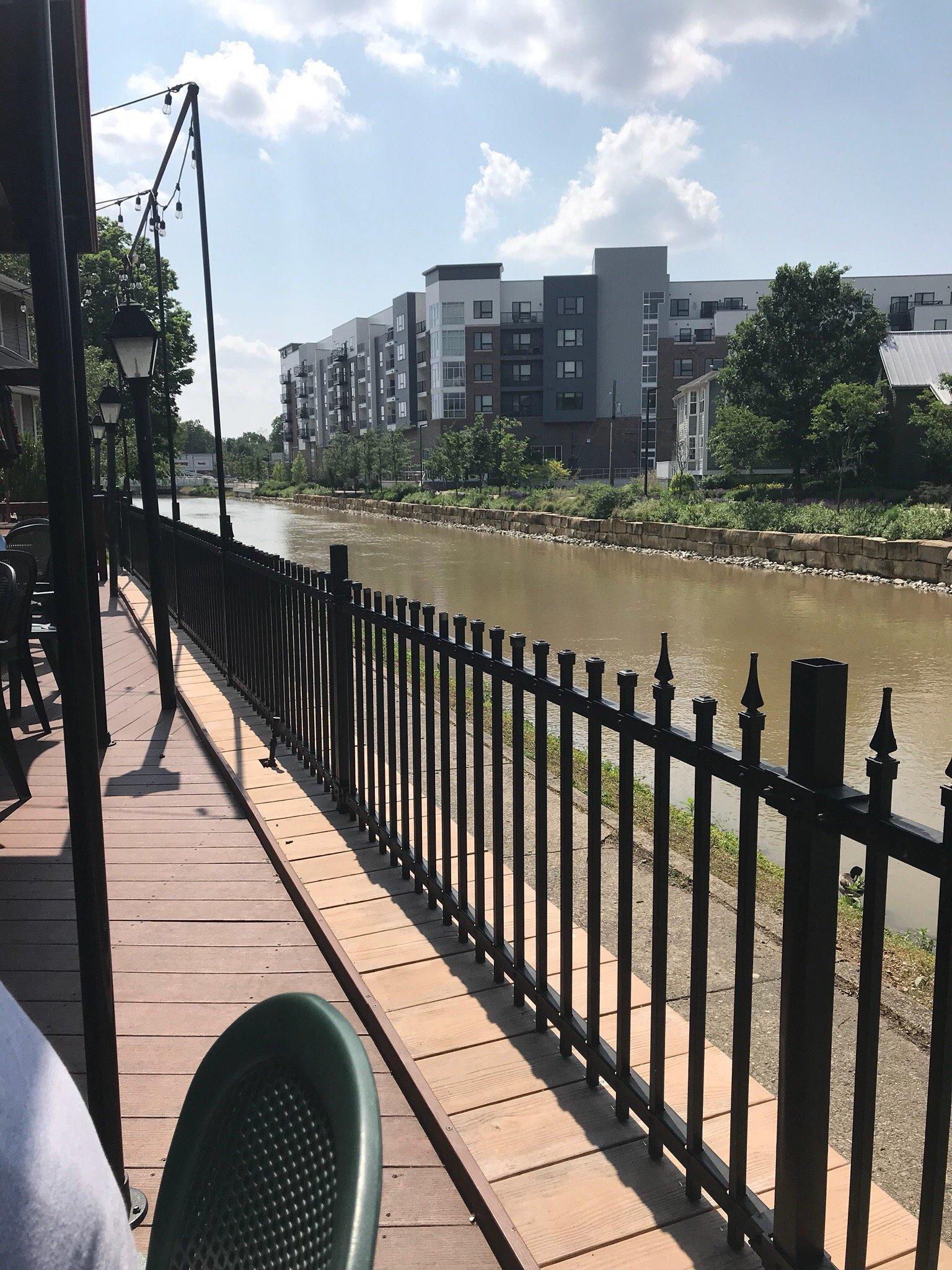 Flatwater Restaurant