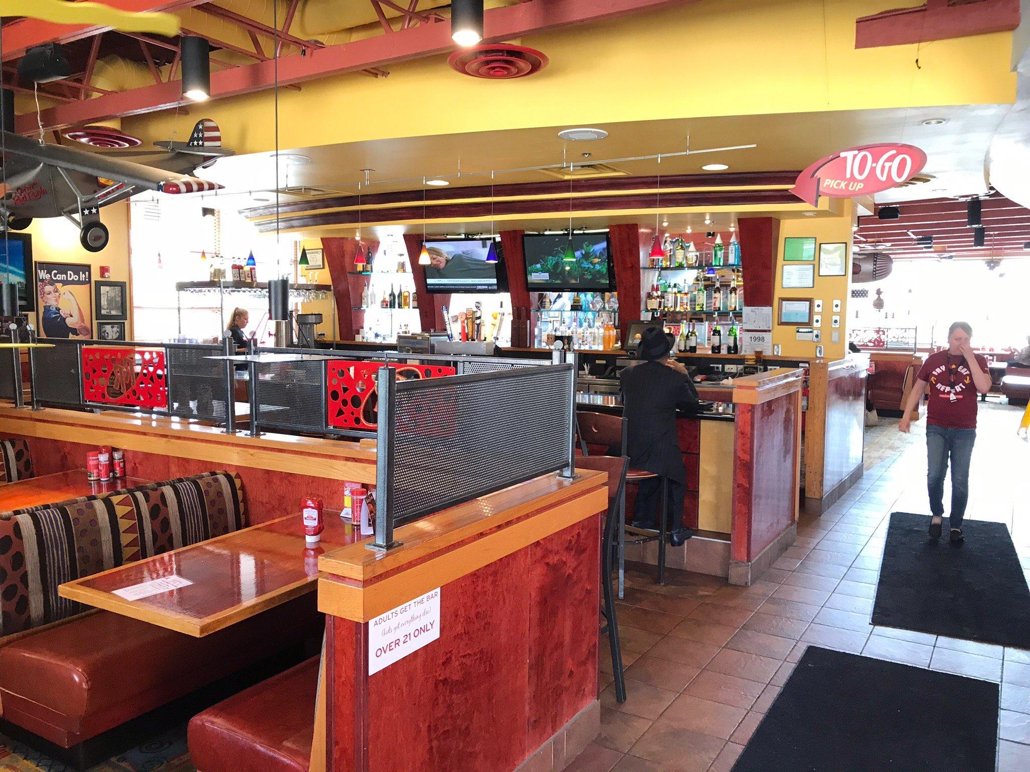 Red Robin Gourmet Burgers and Brews