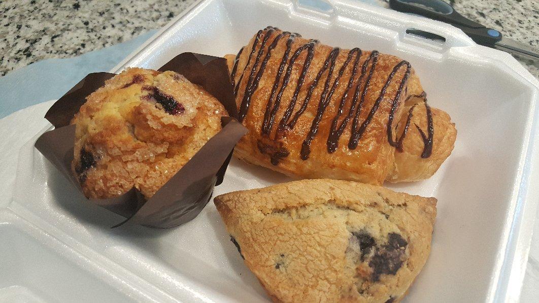 Caravan Coffee & Dessert Bar