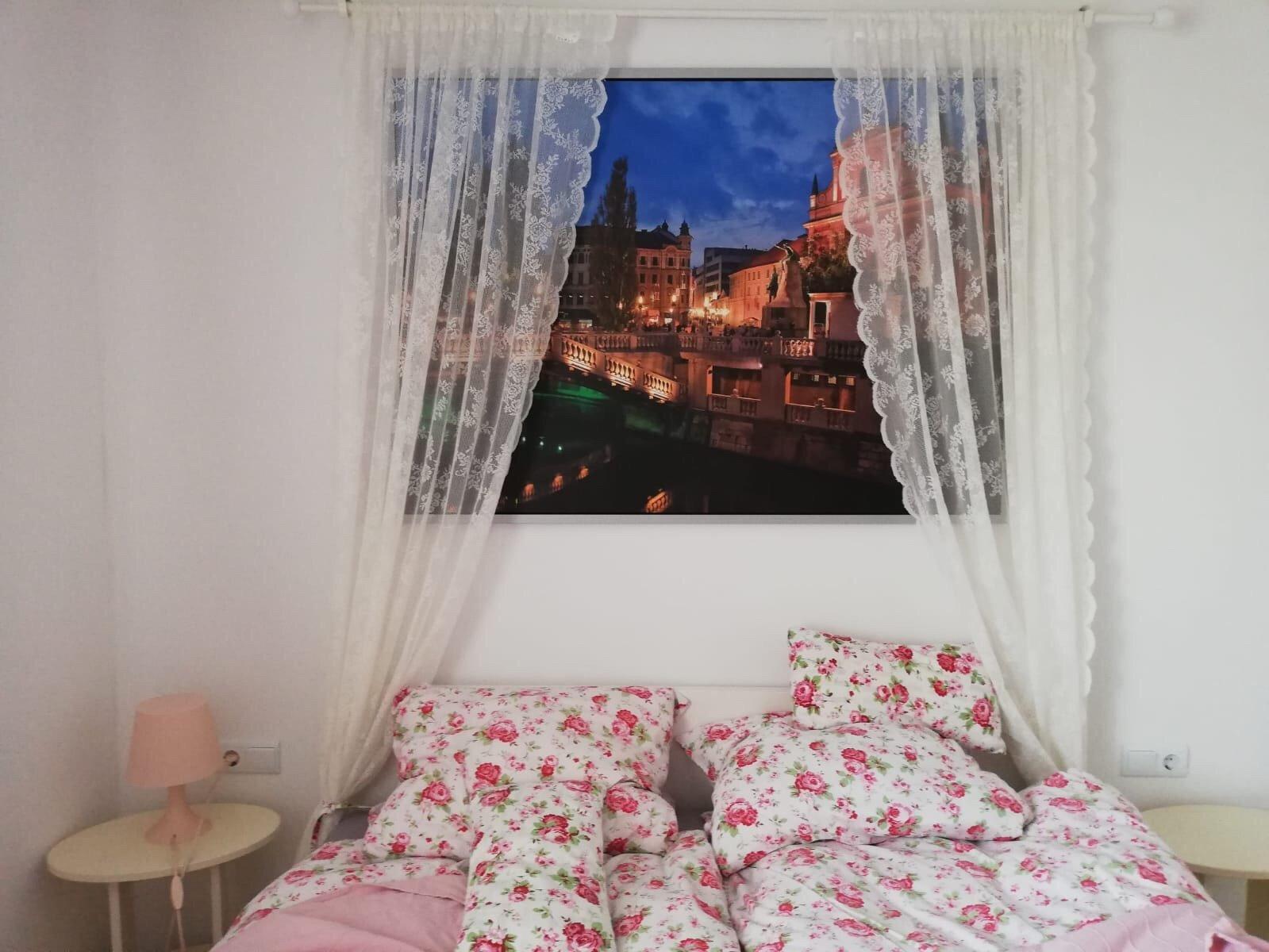 Holiday Rooms At The Rosy Garden