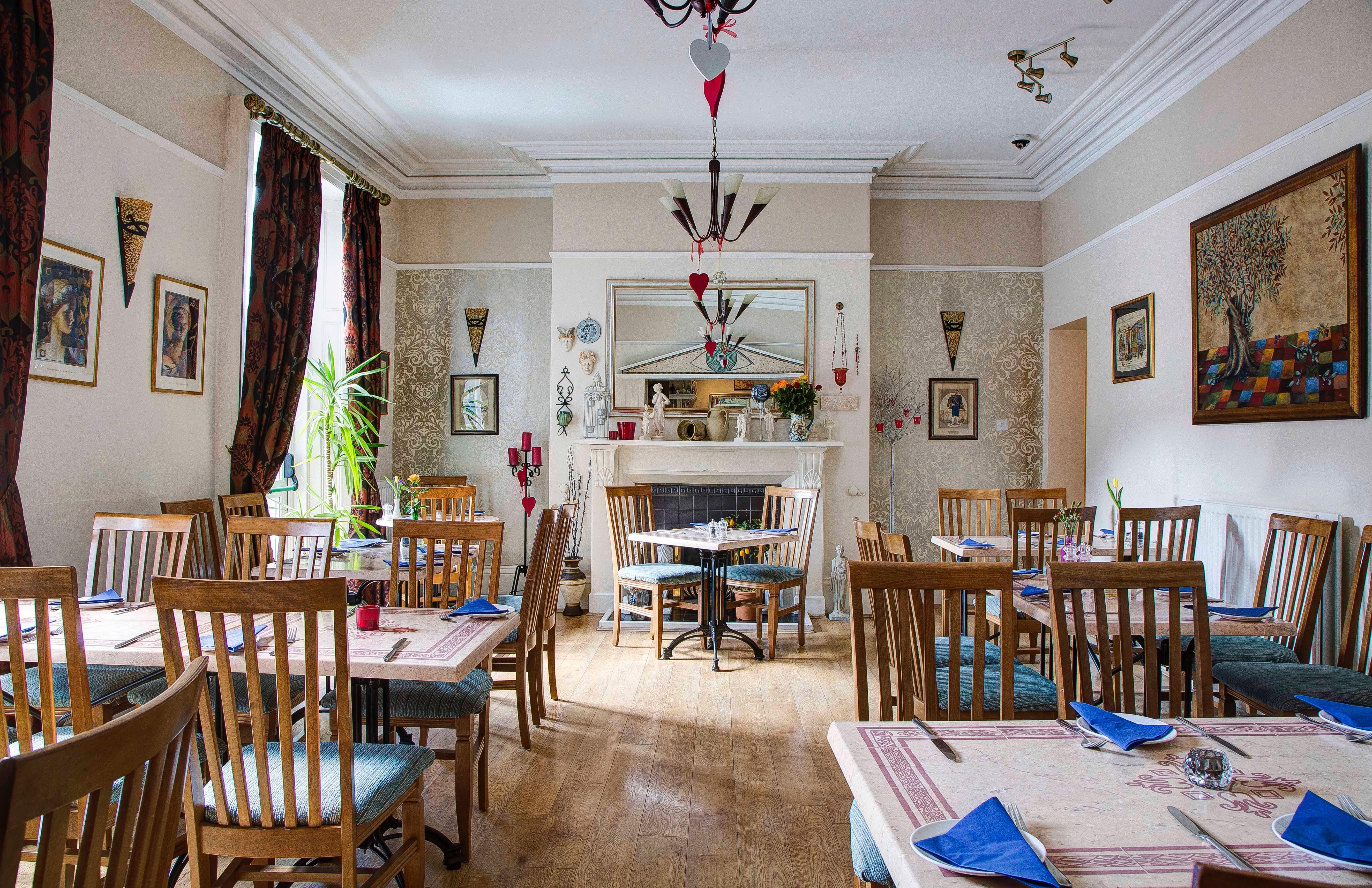 Alexandros Greek Restaurant And Deli