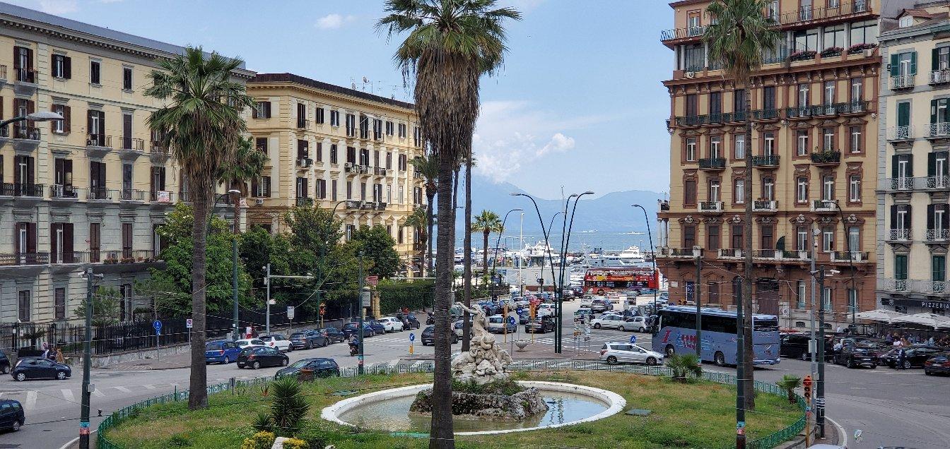 Base Napoli Mergellina B&B