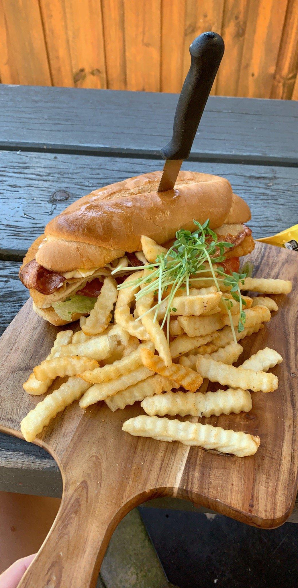 Photo by A4286TEryanh