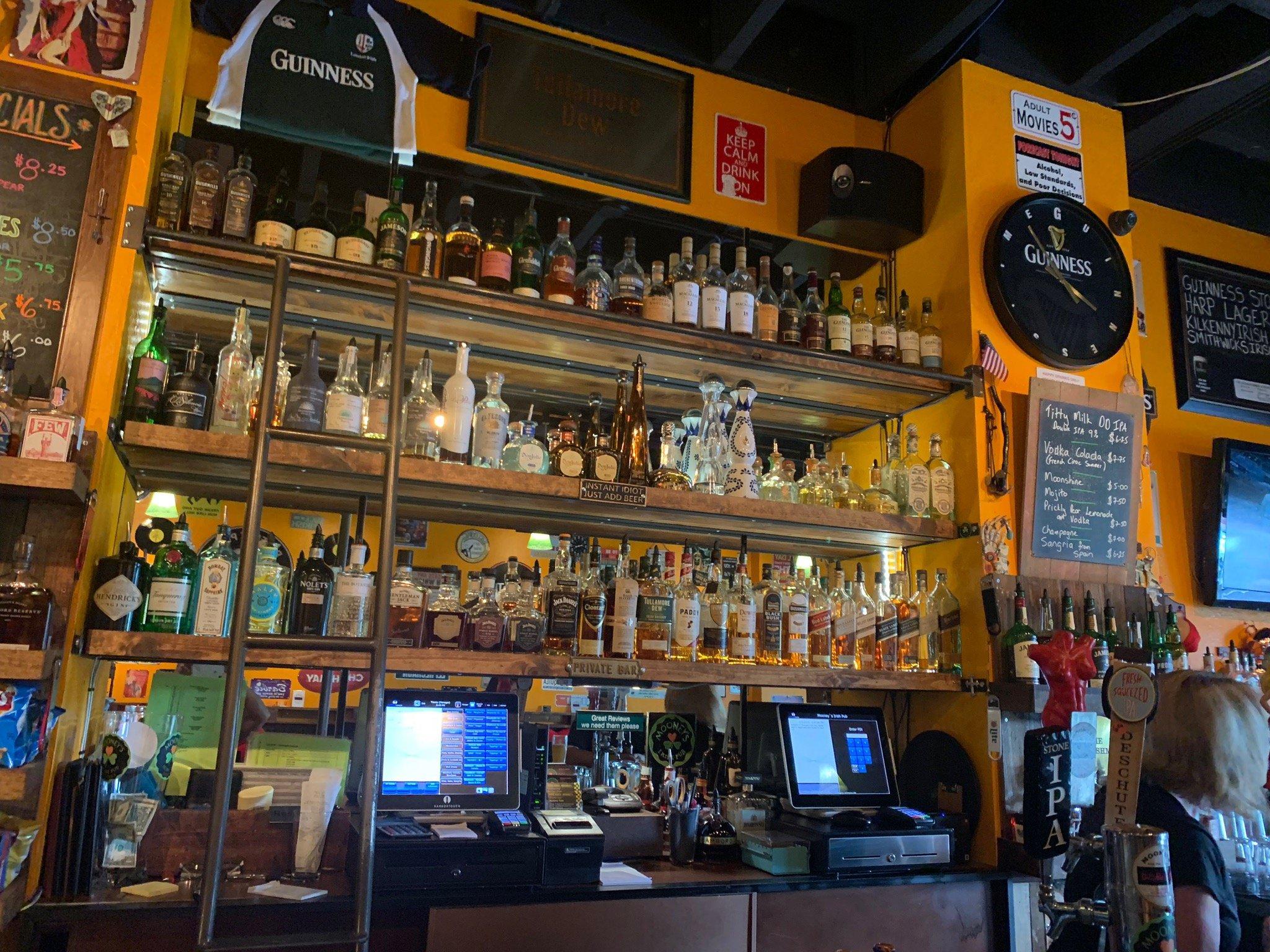 Mooney's Irish Pub & Burger Bar