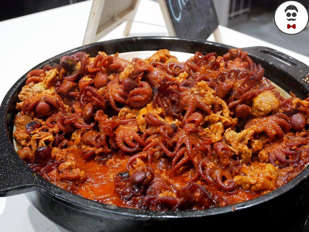 Photo by whatepieats