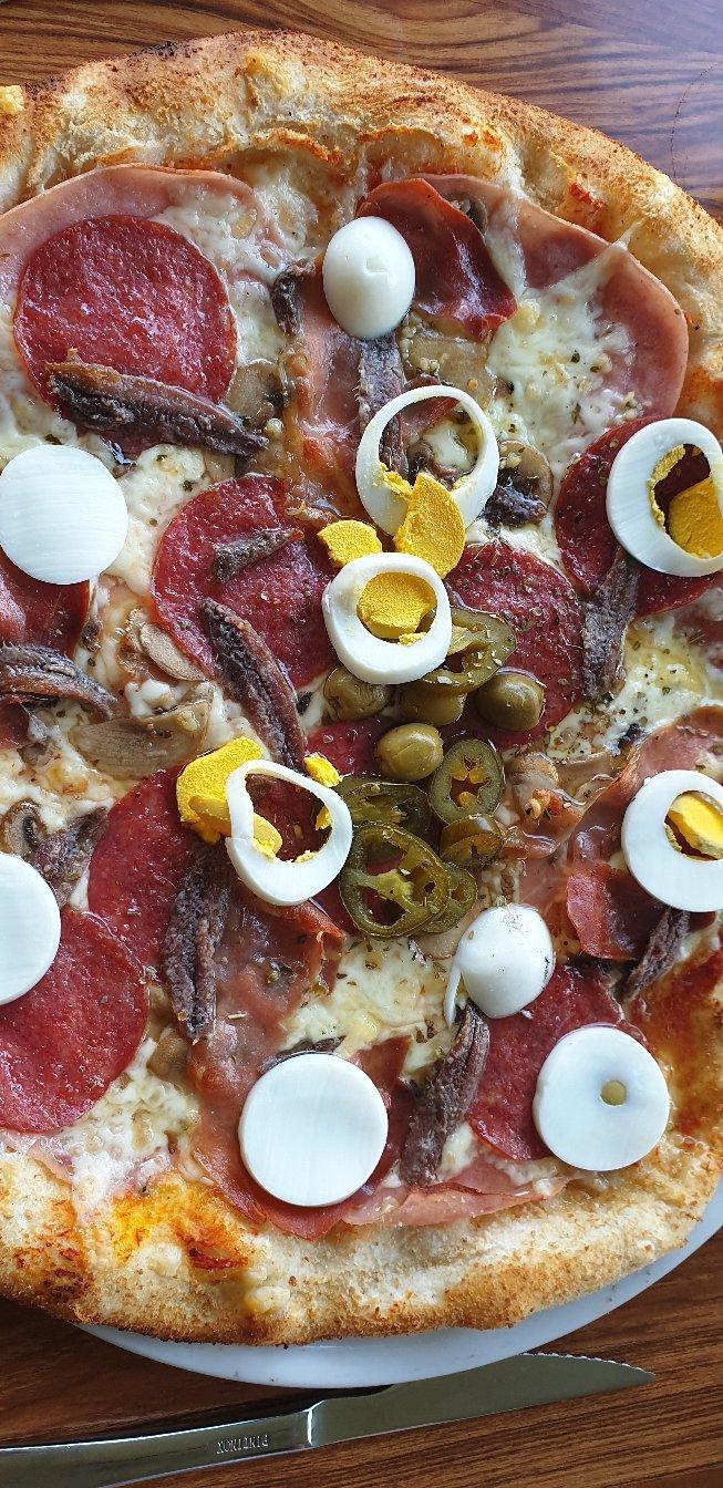 La Cantina Pizzeria in Spageterija