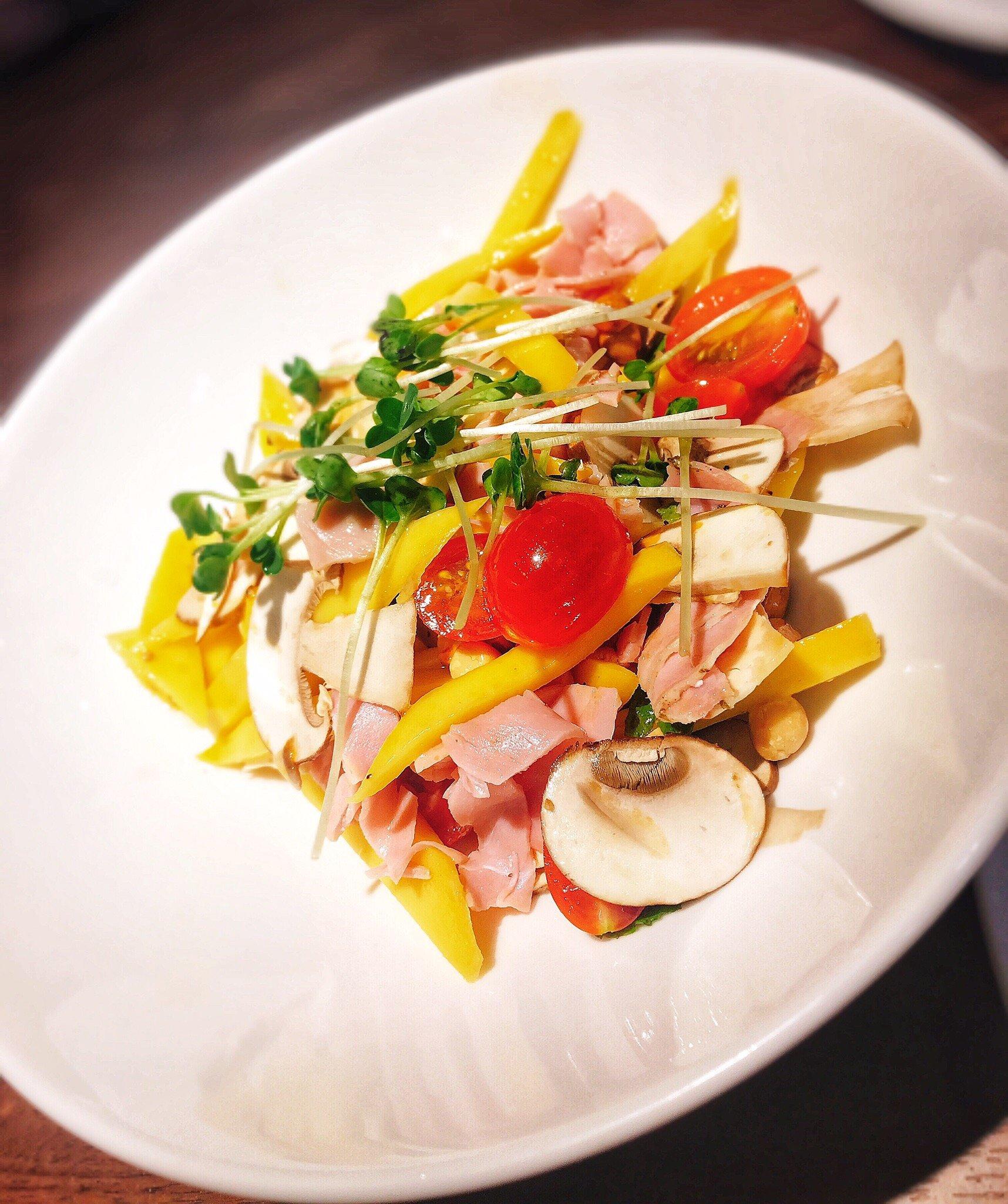 Basta Hiro - Vincom Center Dong Khoi