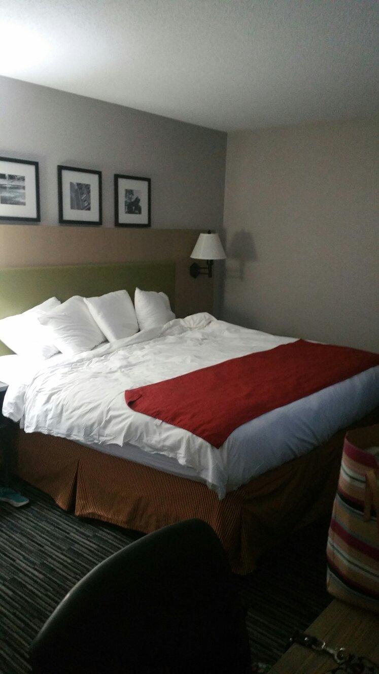 Country Inn & Suites by Radisson, Louisville South, KY