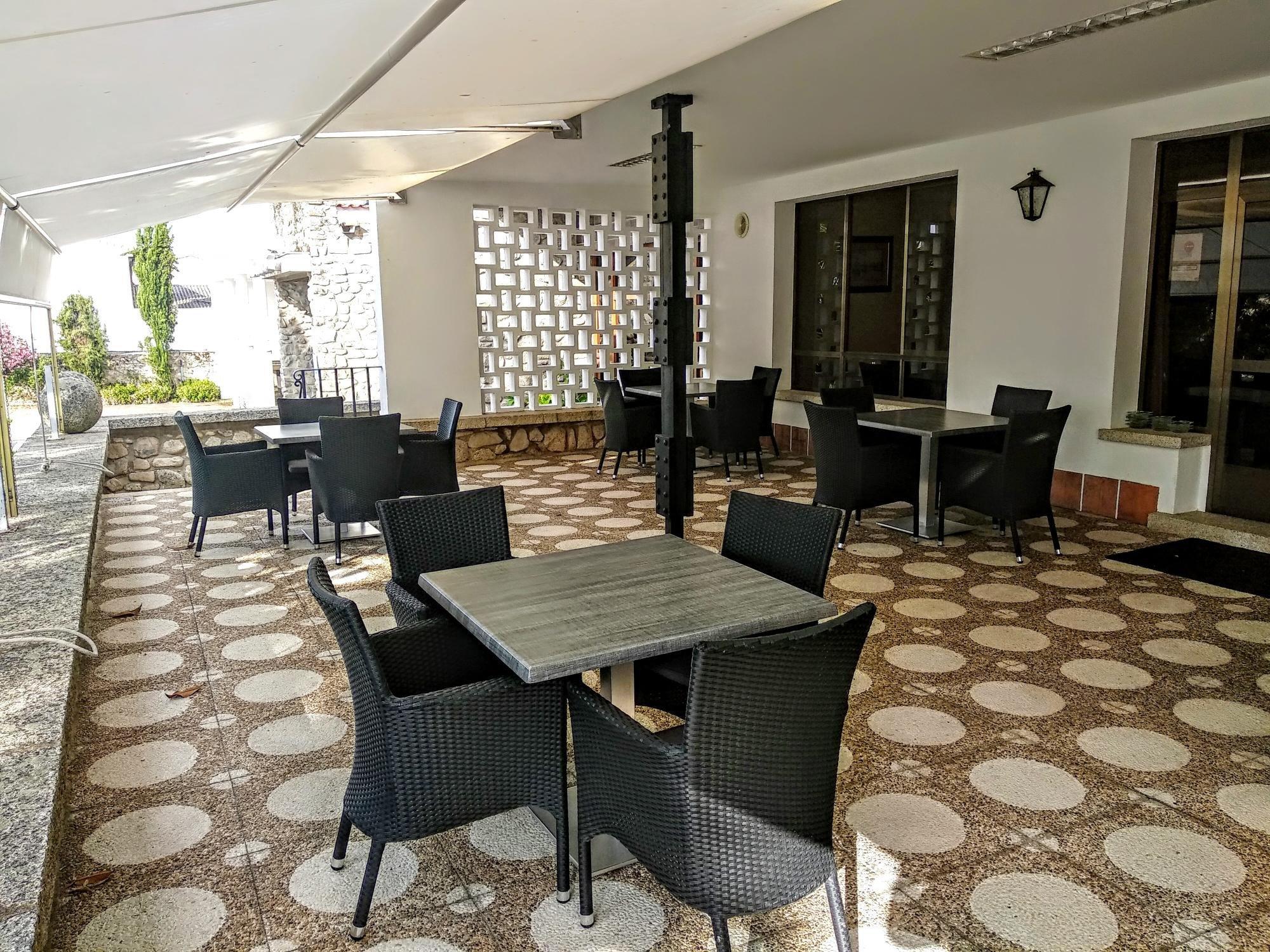 Restaurante La Bodega. Hotel Las Ciguenas