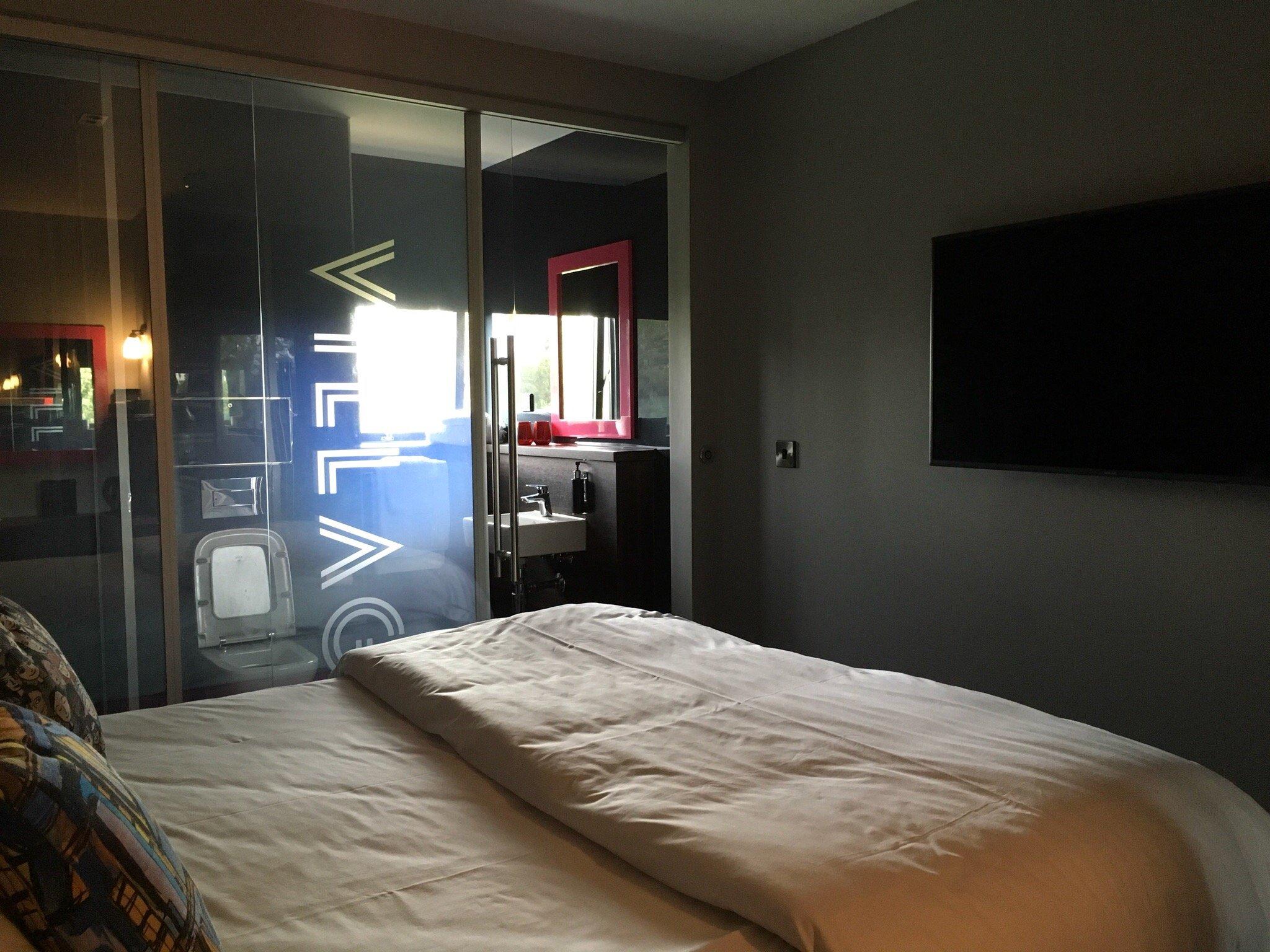 ParkBee Village Hotel - Portsmouth