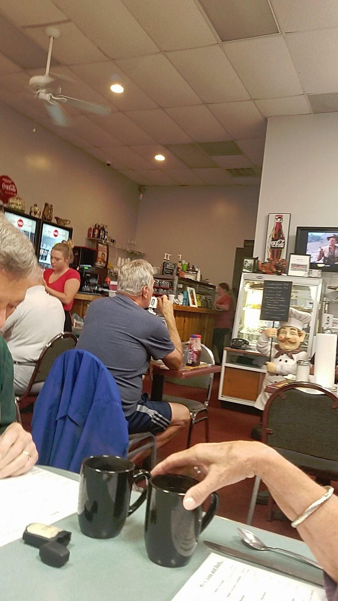 Vinny's Cafe