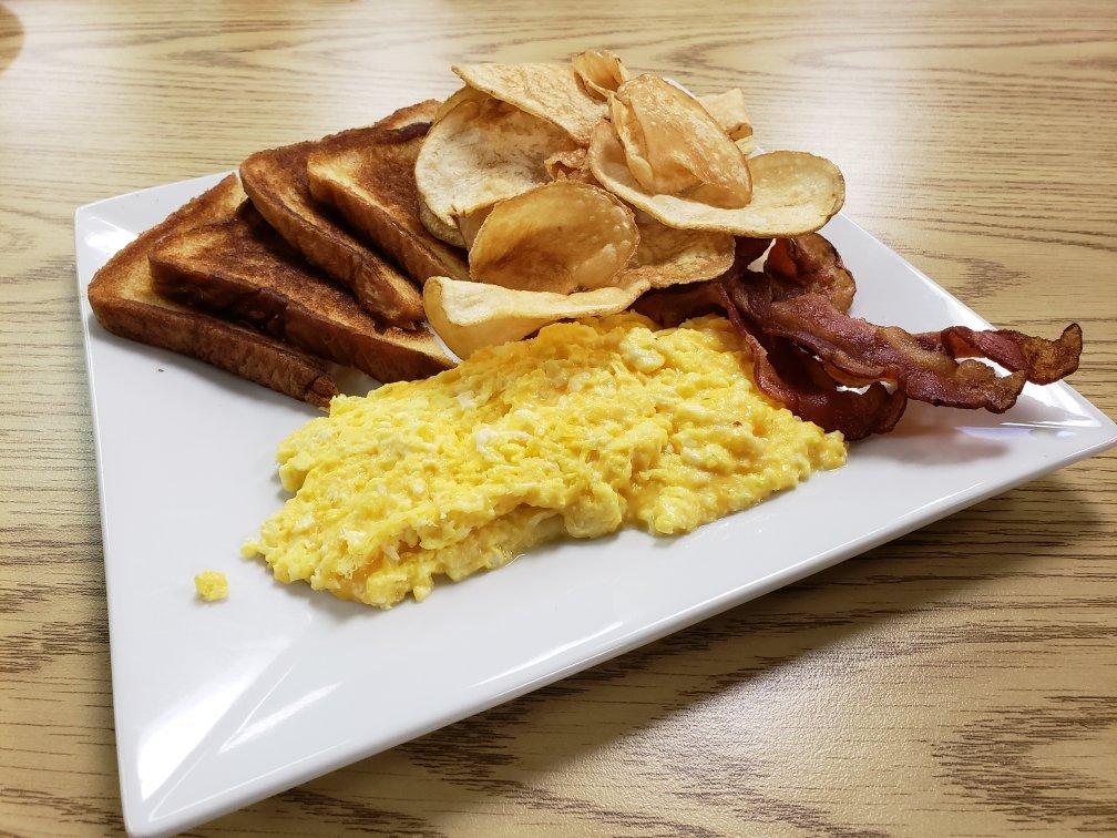 Charlie West's Grill & Ice Cream