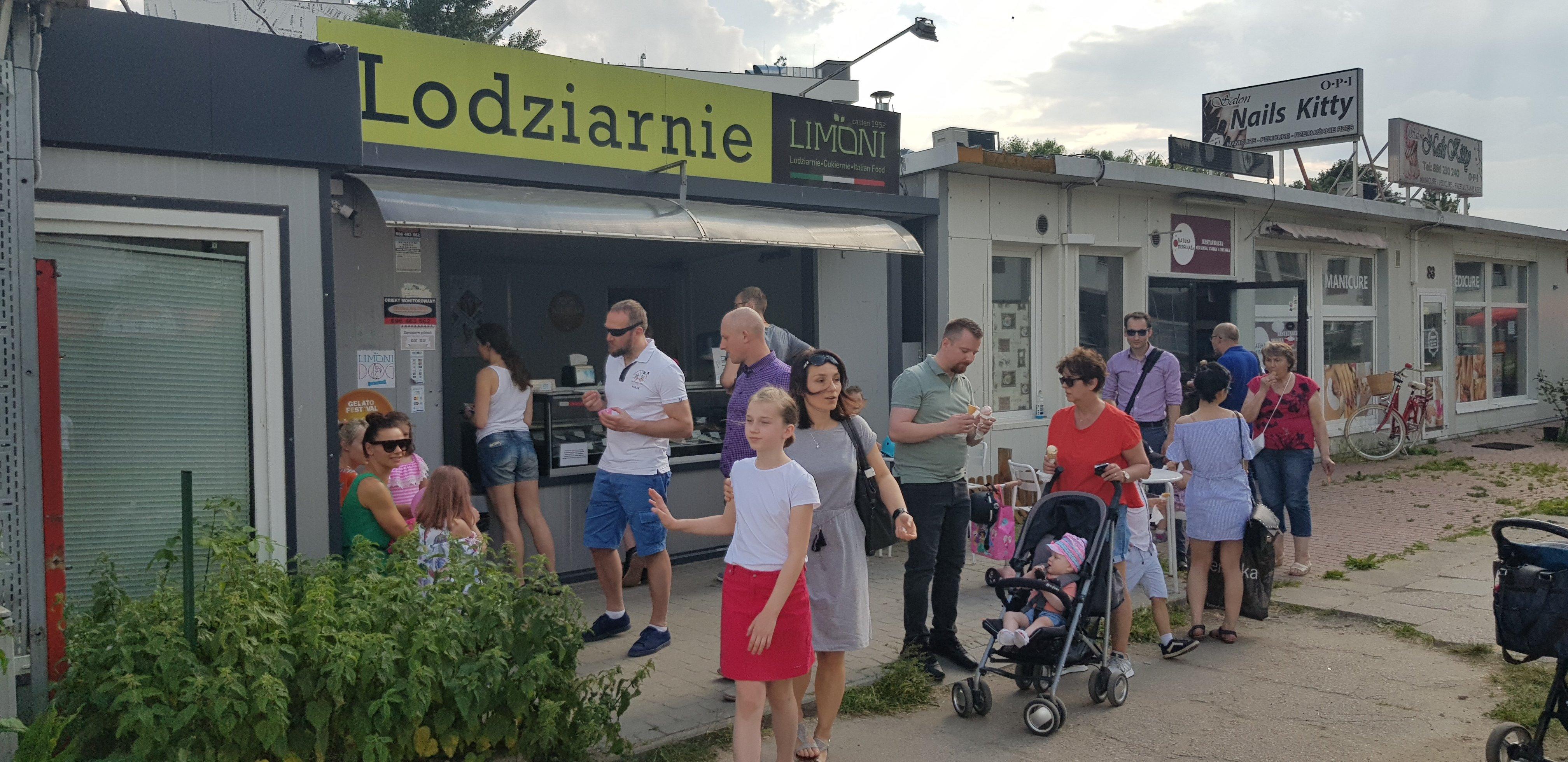 Cukiernia Lodziarnia LIMONI Ciacho Café