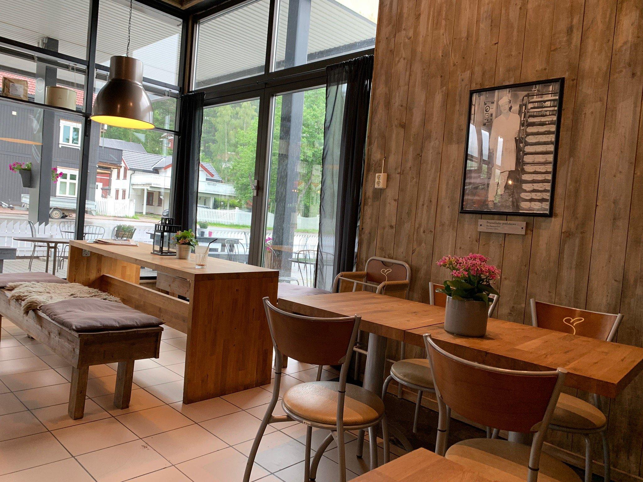 Aasmundsen Bakeriutsalg