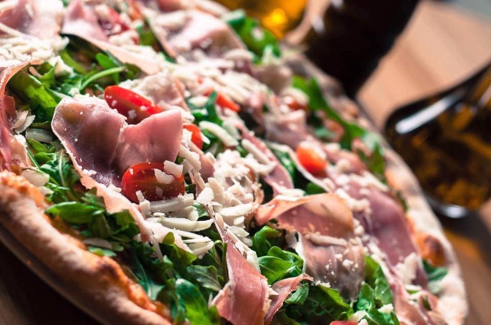 Bella Napoli - Kondratowicza 18