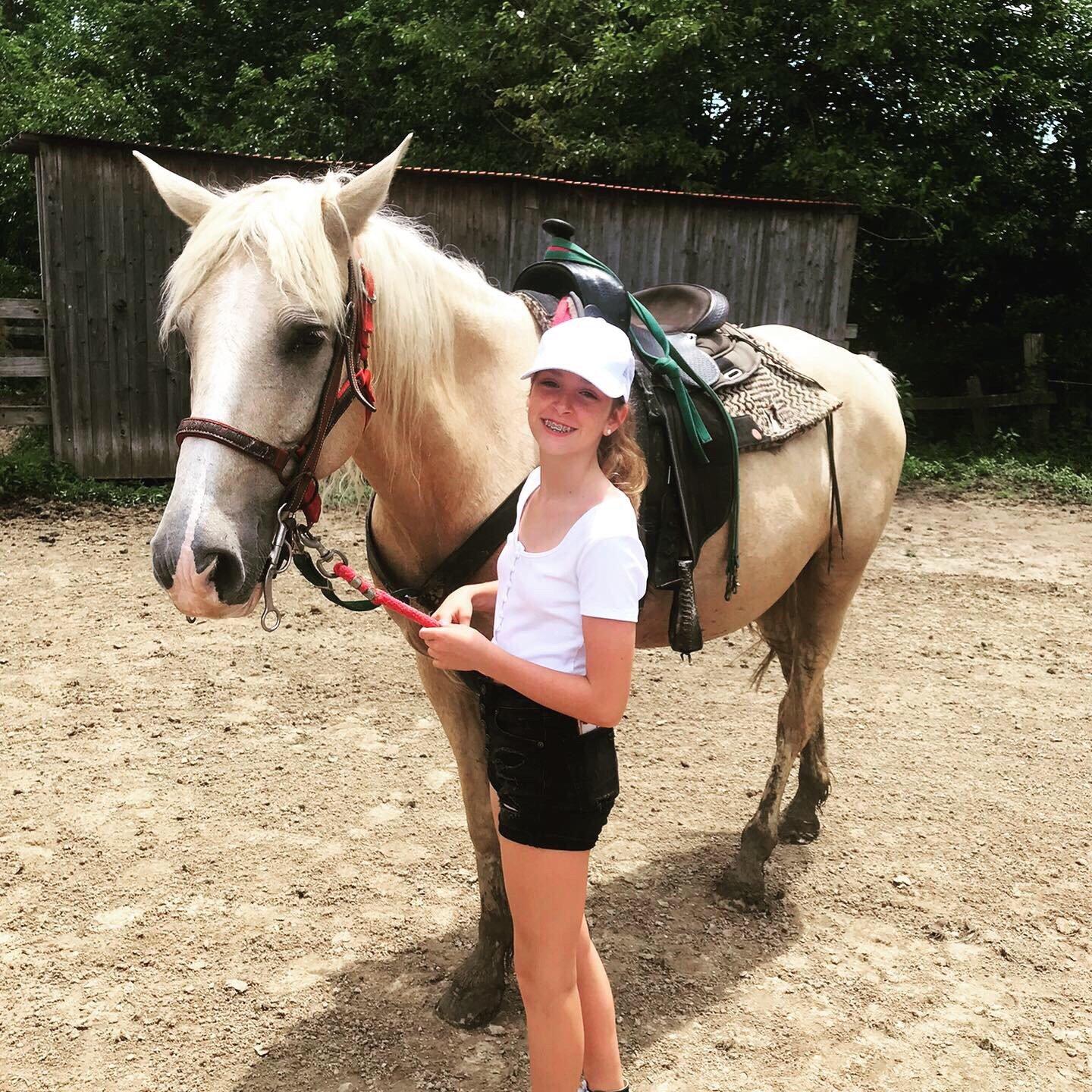 Blazin A Trail Riding and Boarding