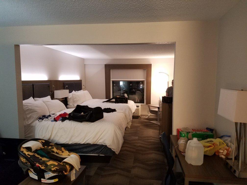 Holiday Inn Express & Suites Murray, an IHG hotel