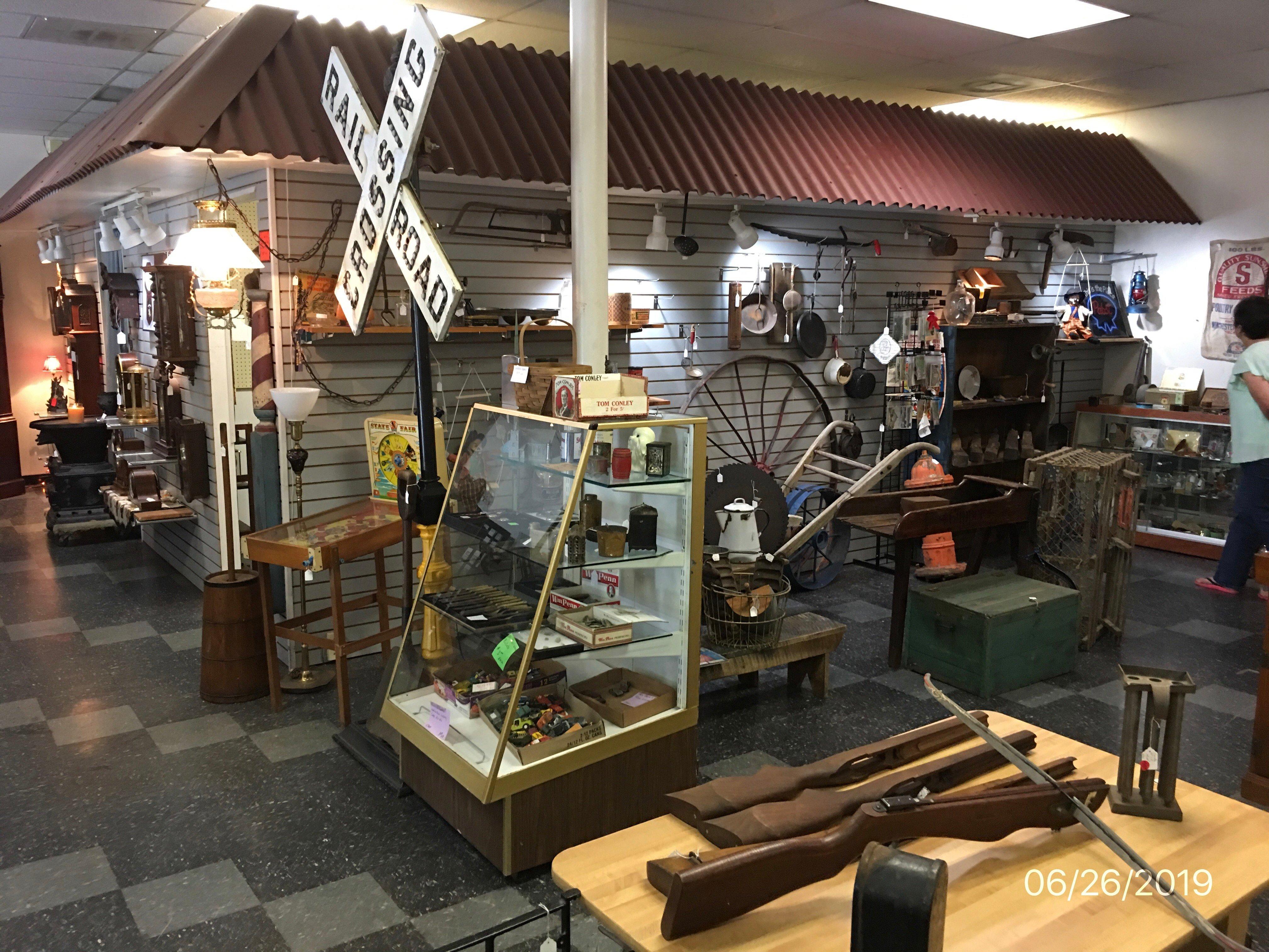 Almost Heaven Antiques & Uniques