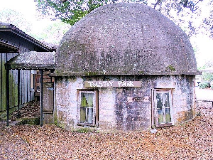 Tolstoy Park