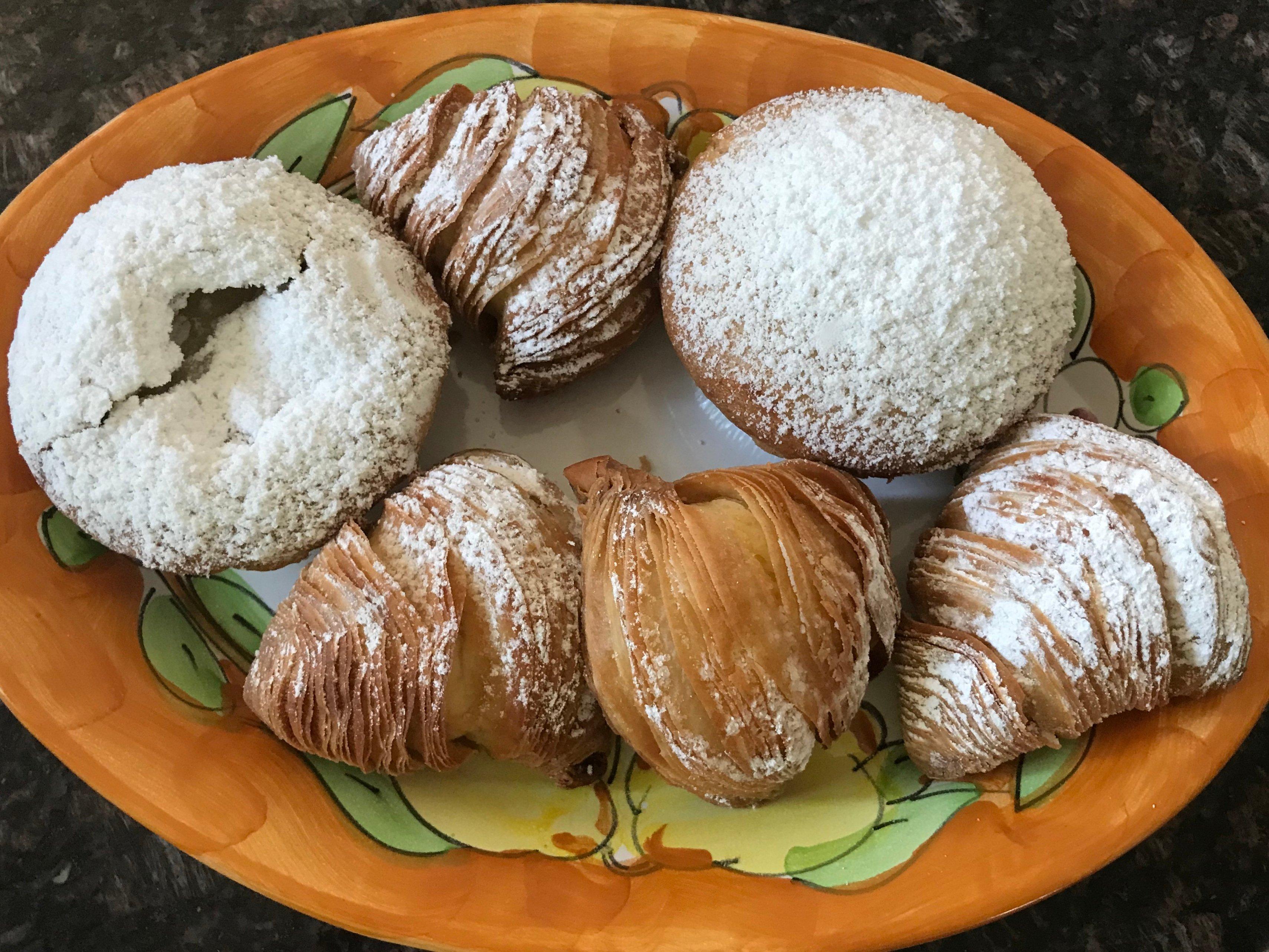 Paisano's Italian Bakery