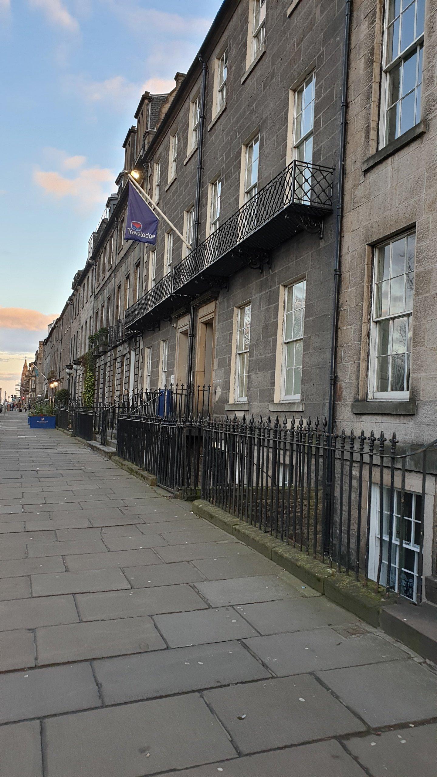 Travelodge Edinburgh Central Rose Street