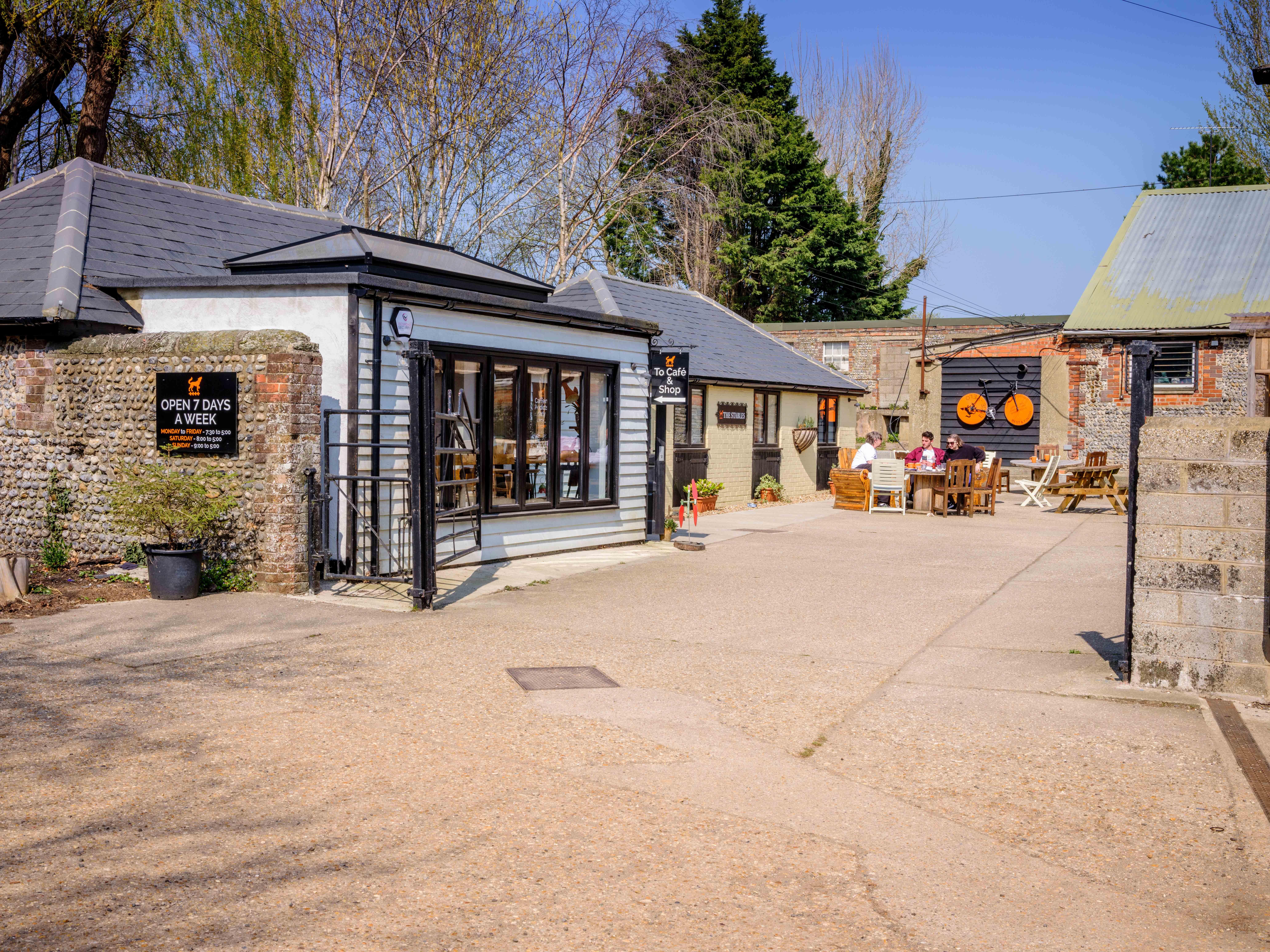 EDGE Café @ Edgcumbes Coffee Roasters & Tea Blenders