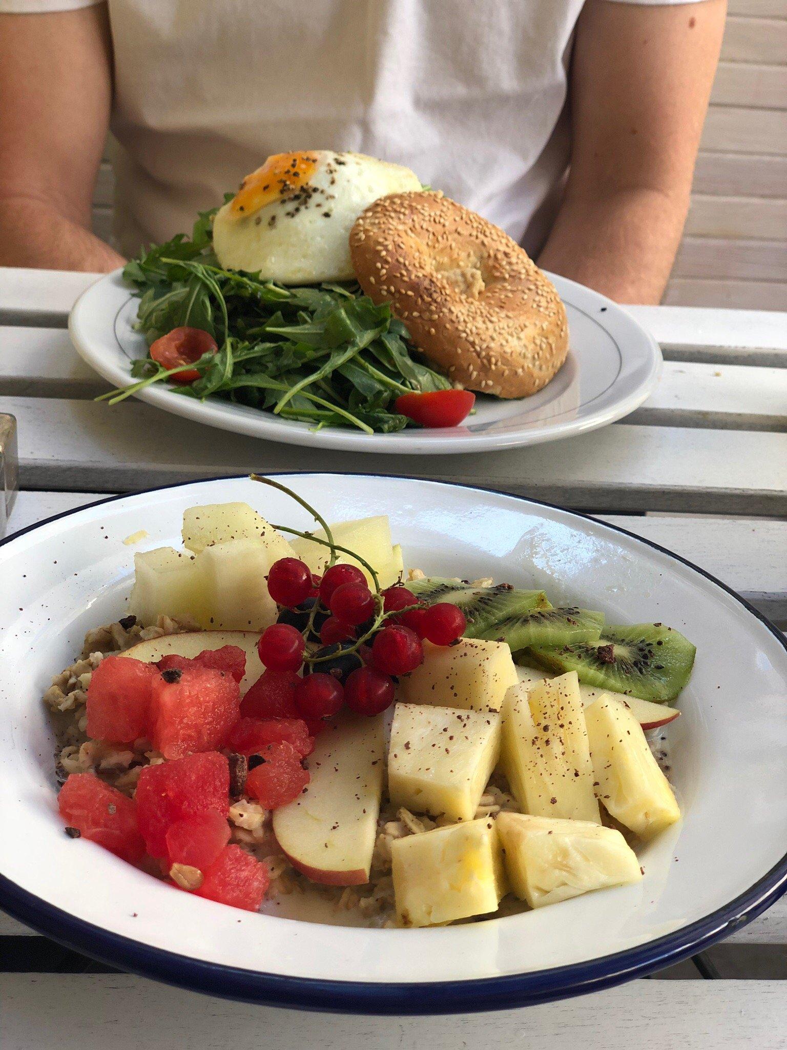 Bułke przez Bibułke