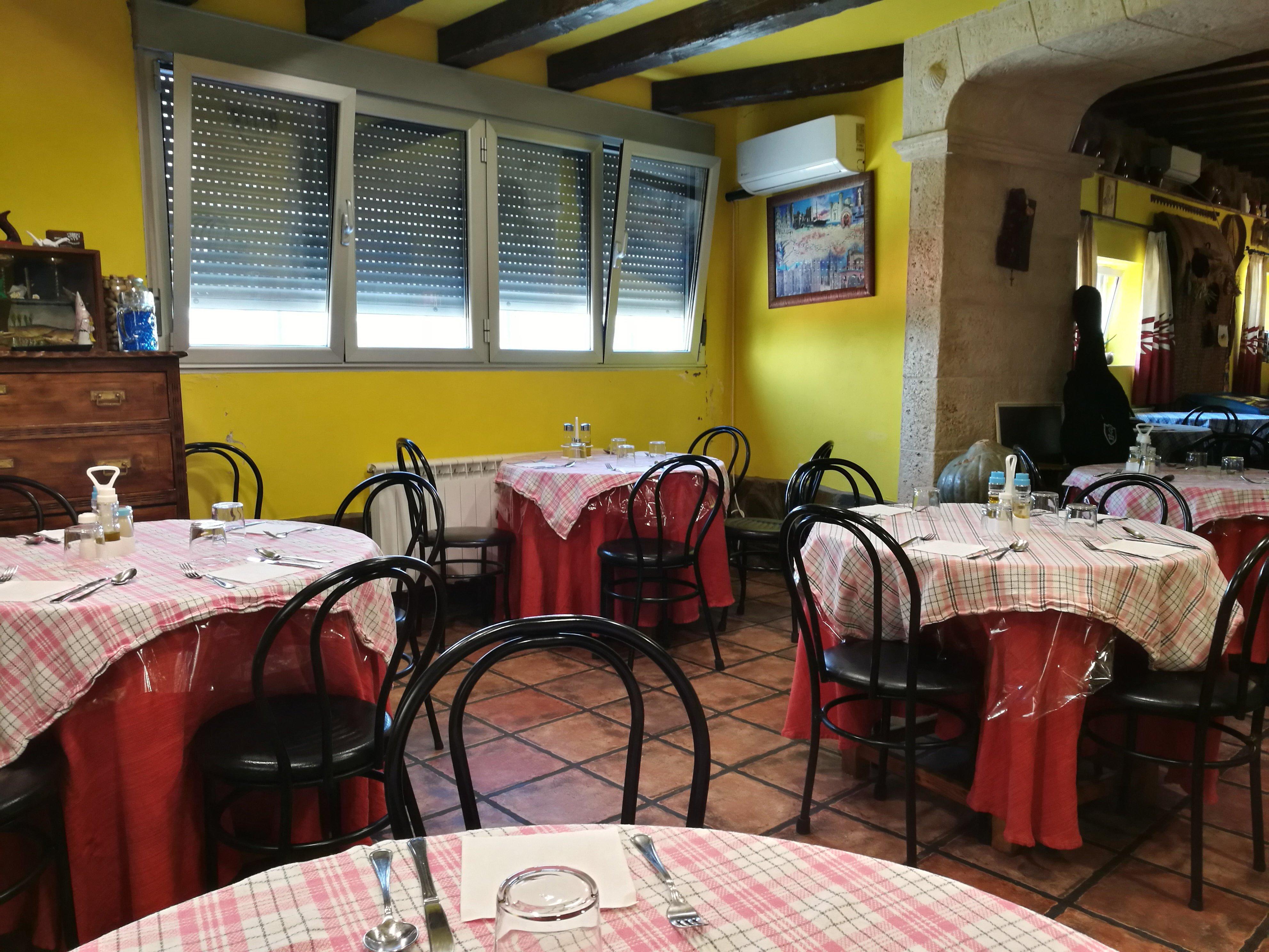 Hostel Jacques De Molay