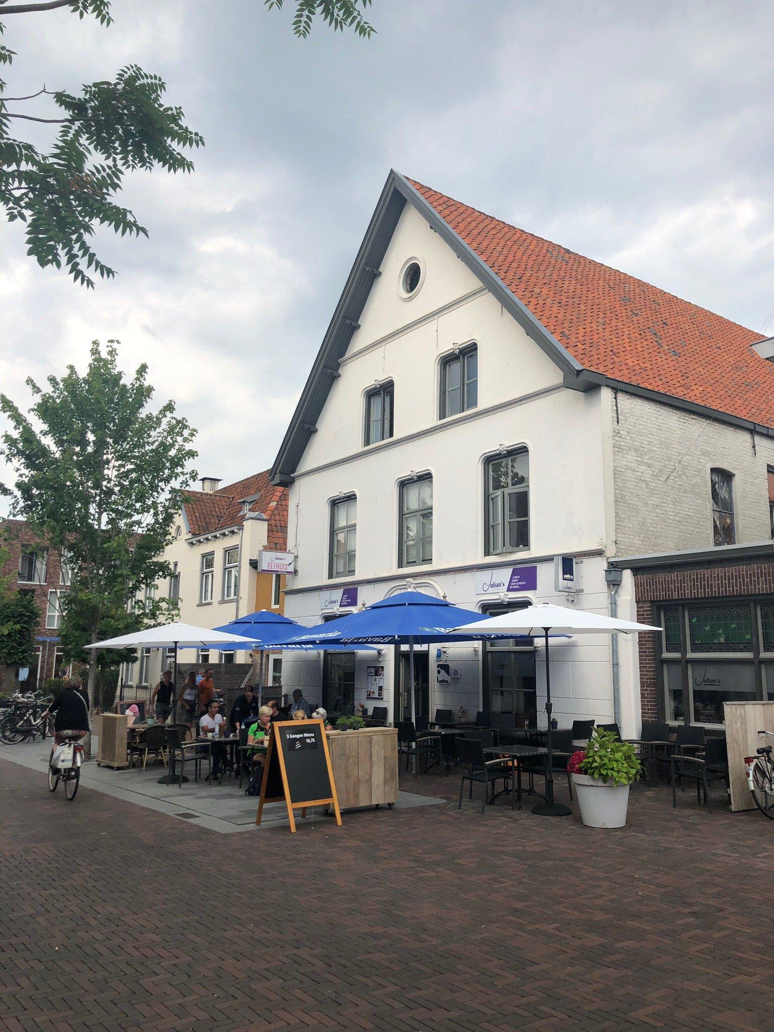 Julian's Eethuis