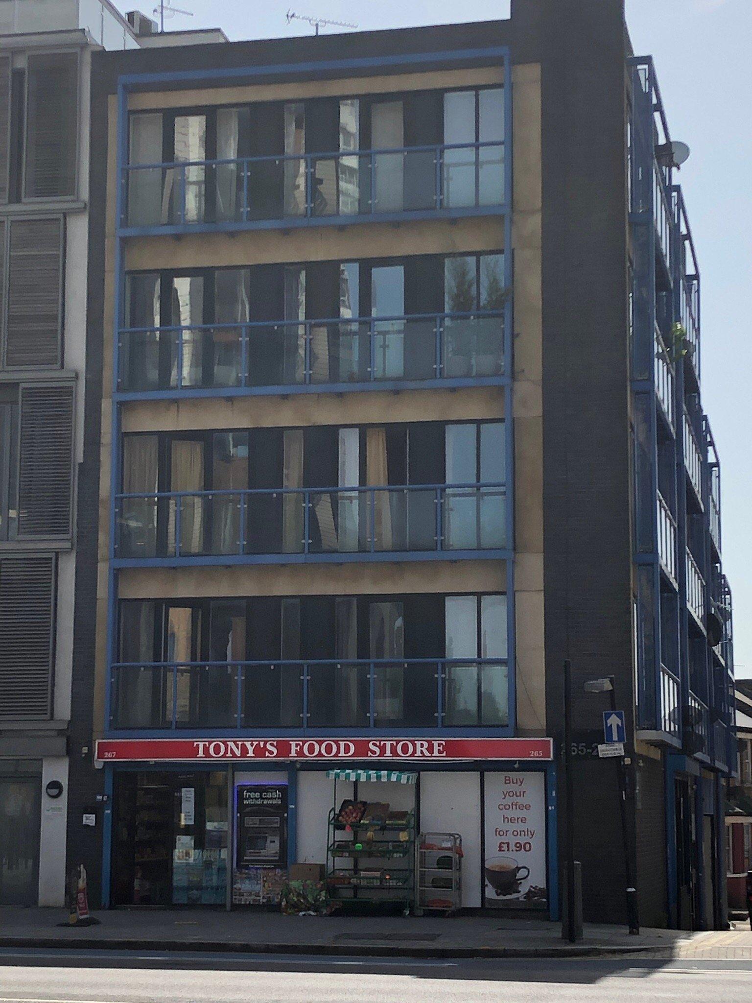 Hunsens Stratford City Rooms and Apartments