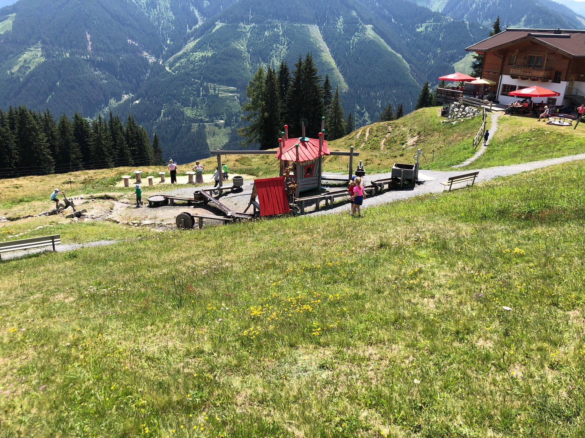 Montelino' s Water Playground